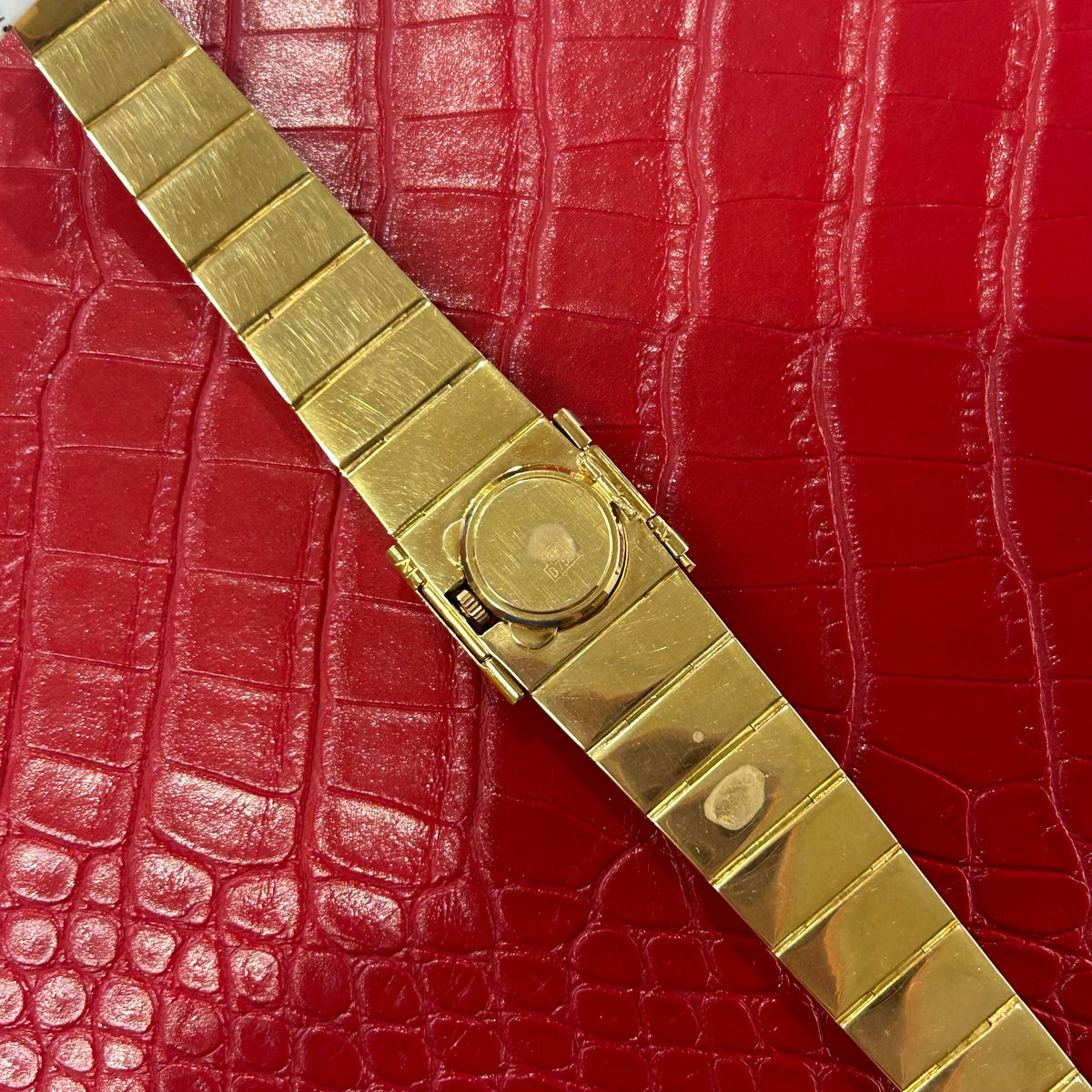Vintage Omega Hidden Dial Watch | 24.5mm | 18k Yellow Gold