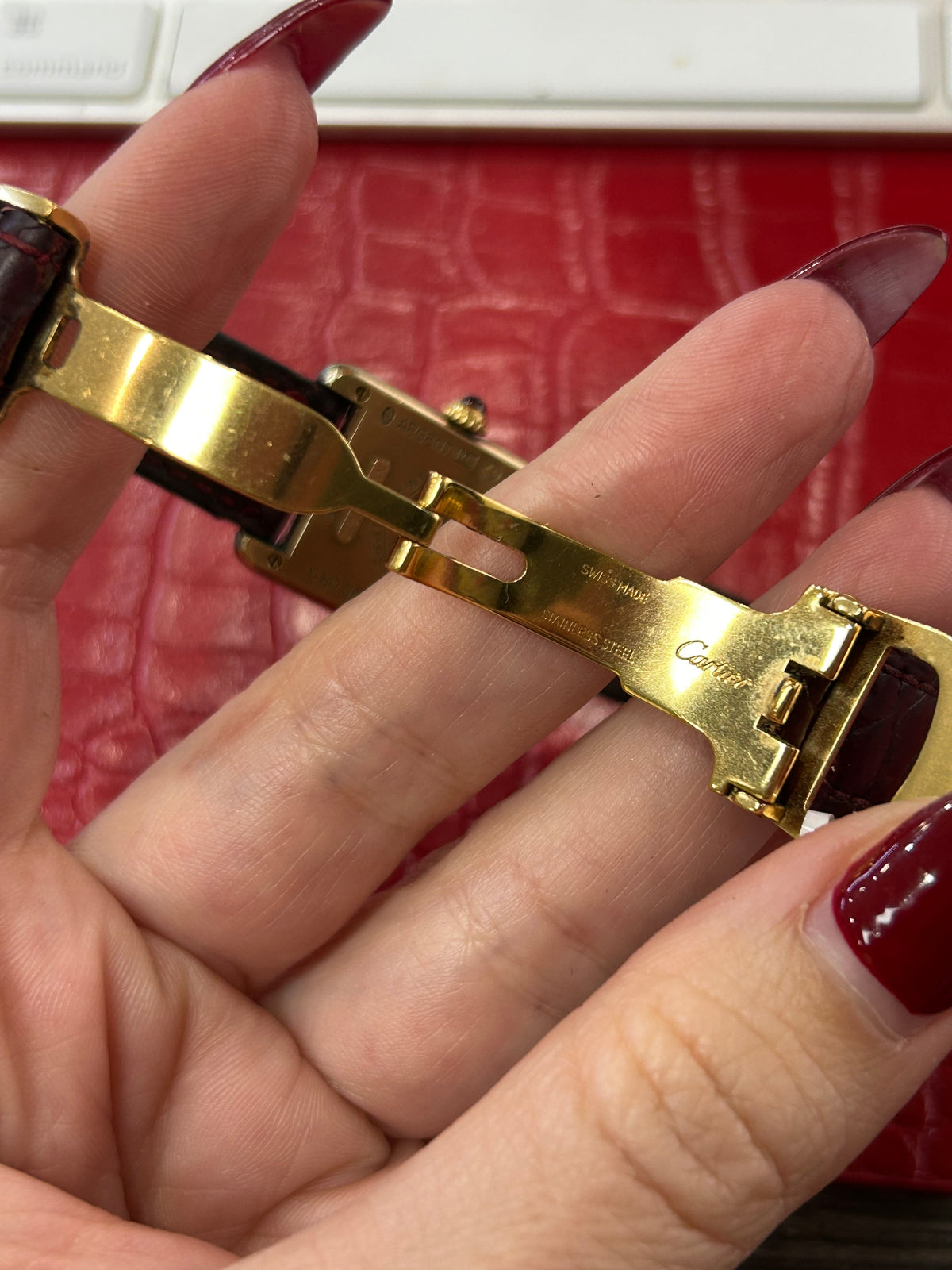 Vintage Cartier Must De Tank Vermeil | 20.5 mm | Burgundy Leather Strap Watch