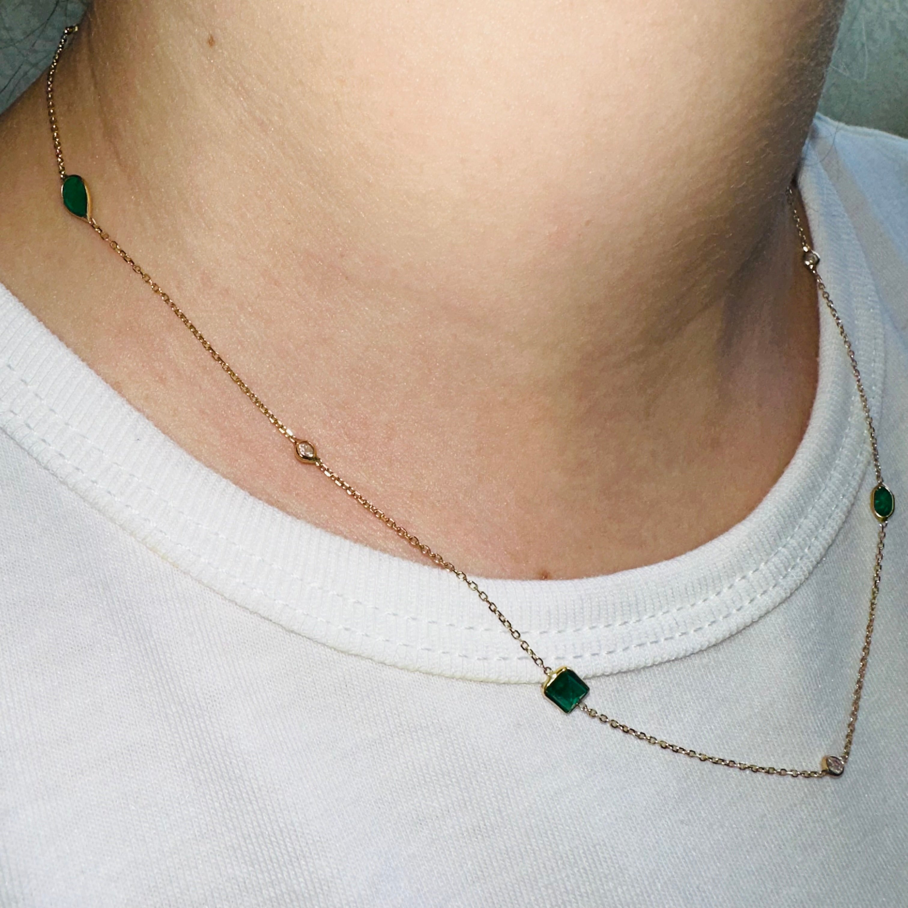 14K Yellow Gold Emerald And Diamond Necklace 18"