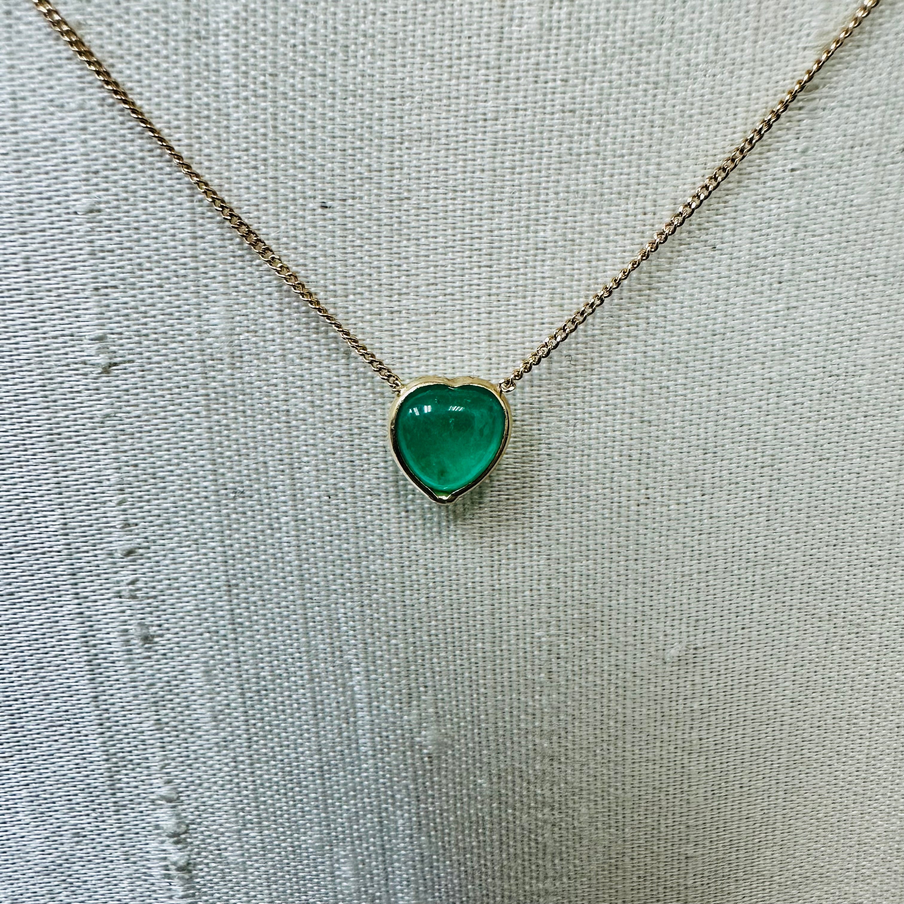 14K Yellow gold Emerald Heart 18" Necklace