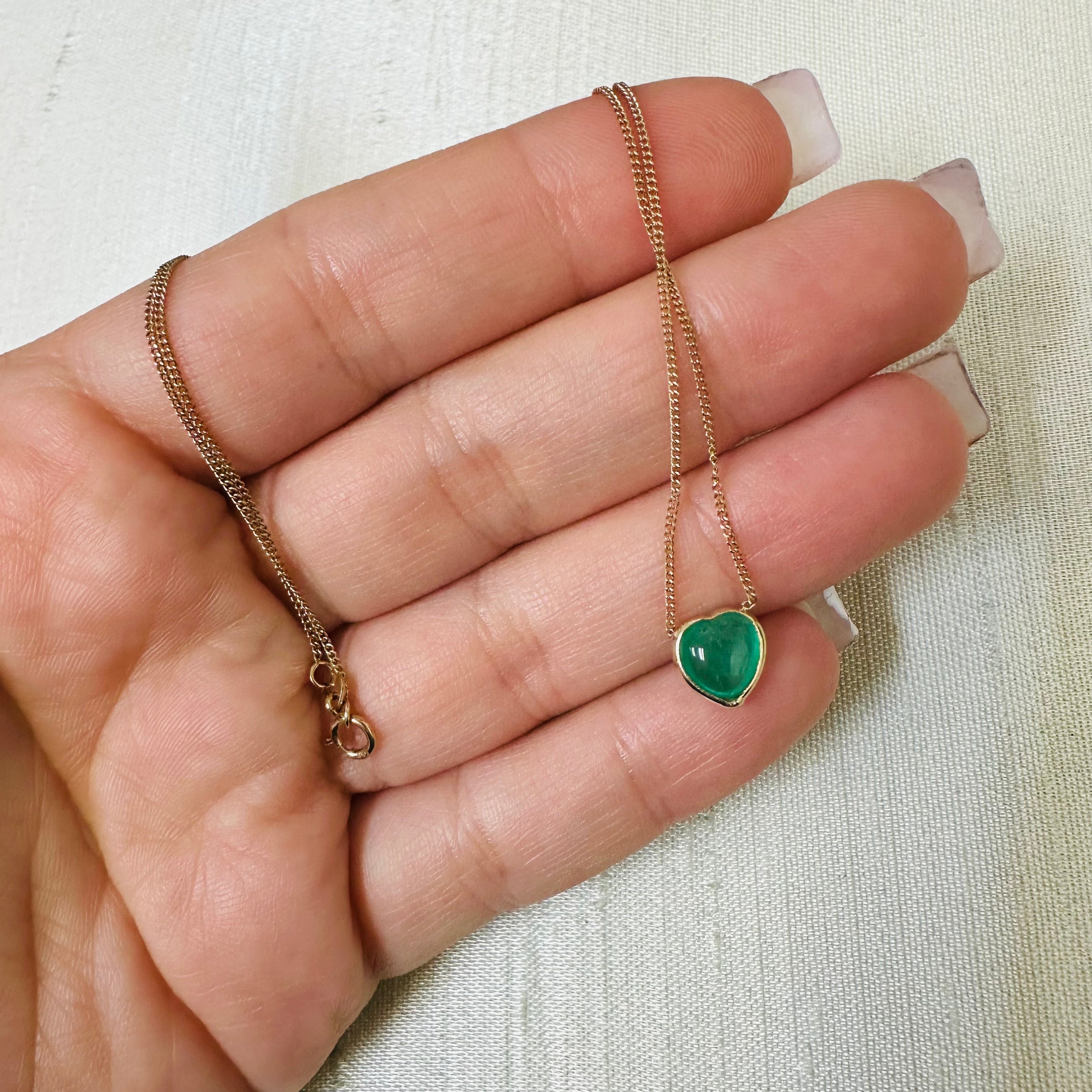 14K Yellow gold Emerald Heart 18" Necklace