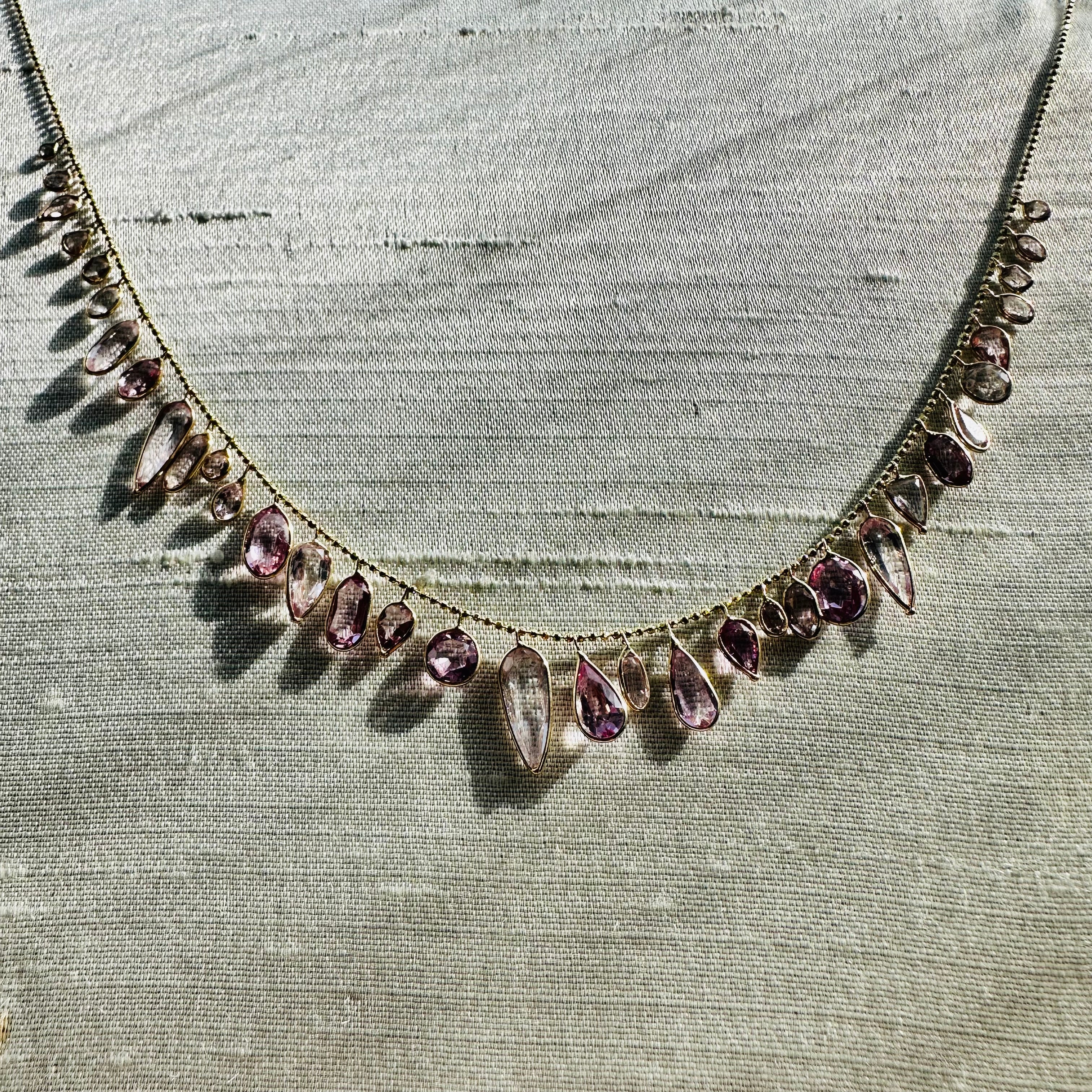 14K 20" Yellow Gold With Dangling Pink Topaz