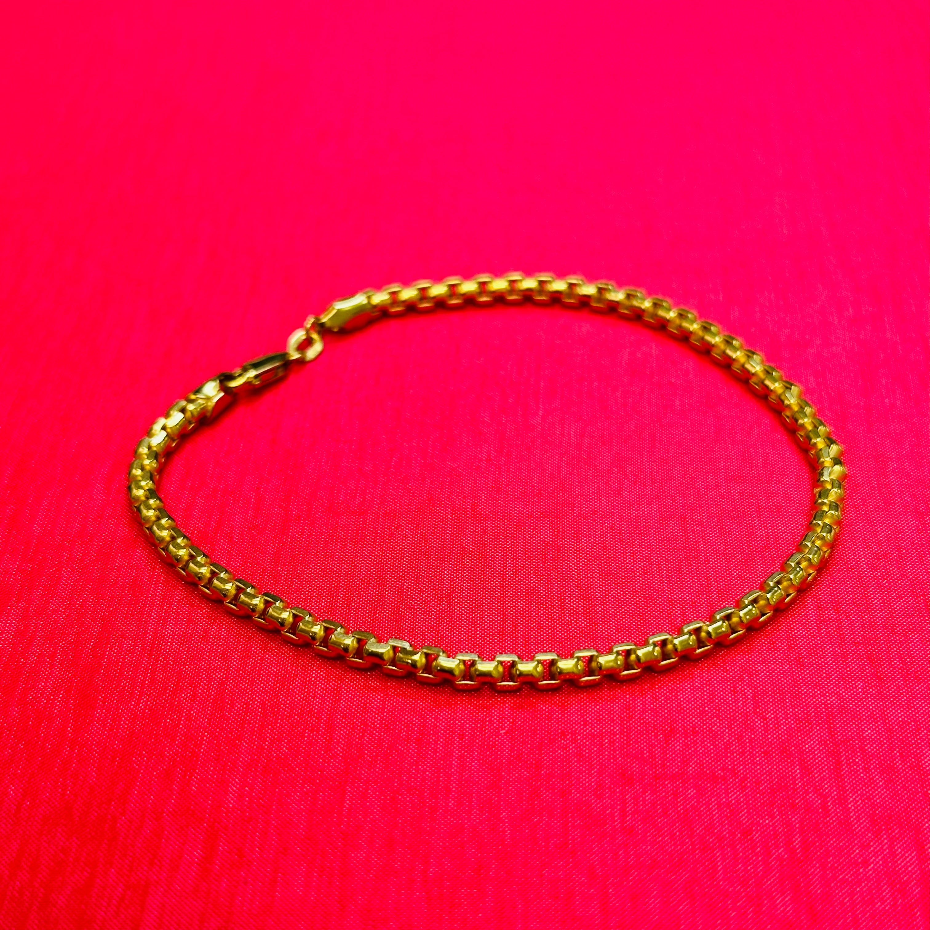 8.5” 10K Yellow Gold Rounded Barrel Bracelet
