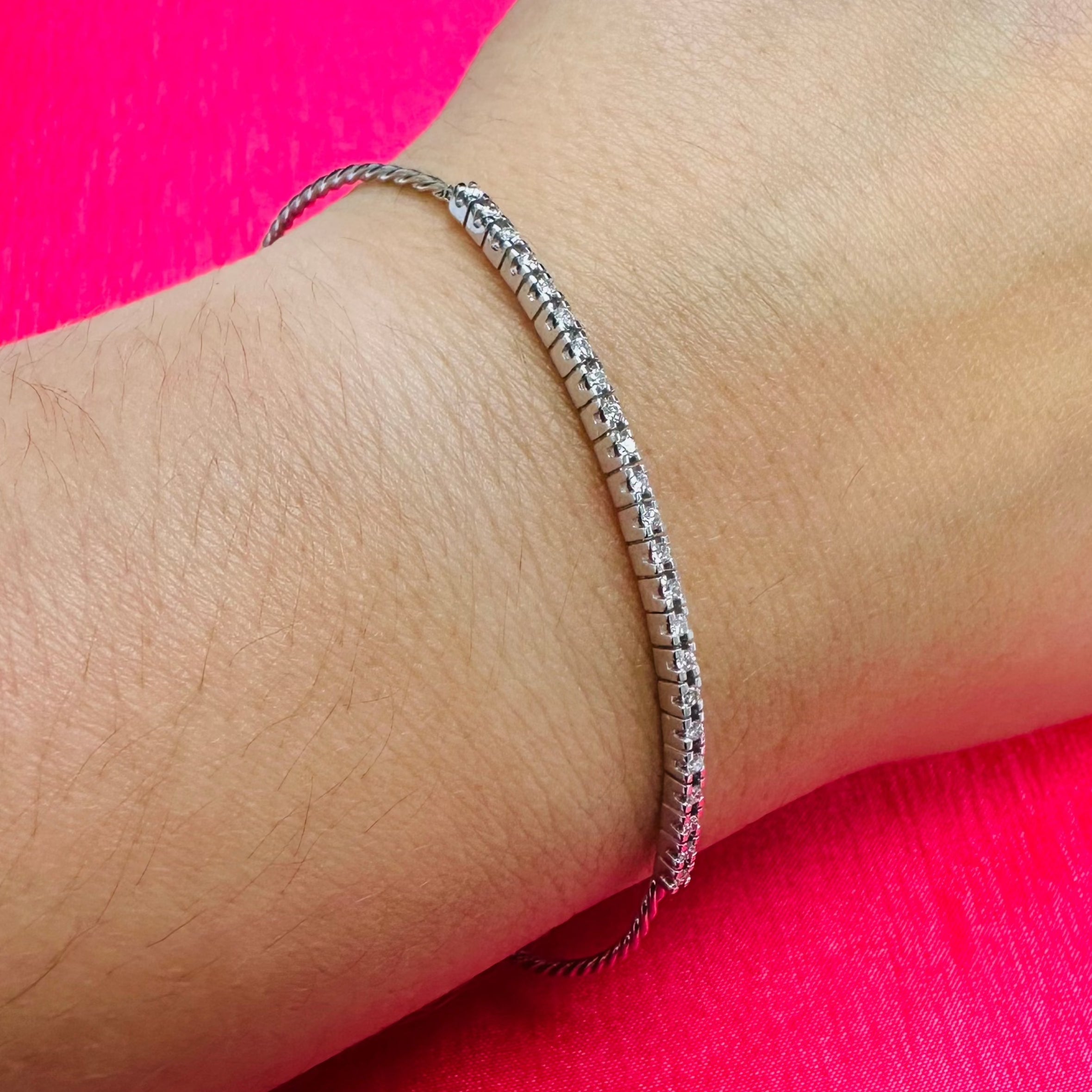 6” 18K 0.26CT White Gold Diamond Flexible Bangle