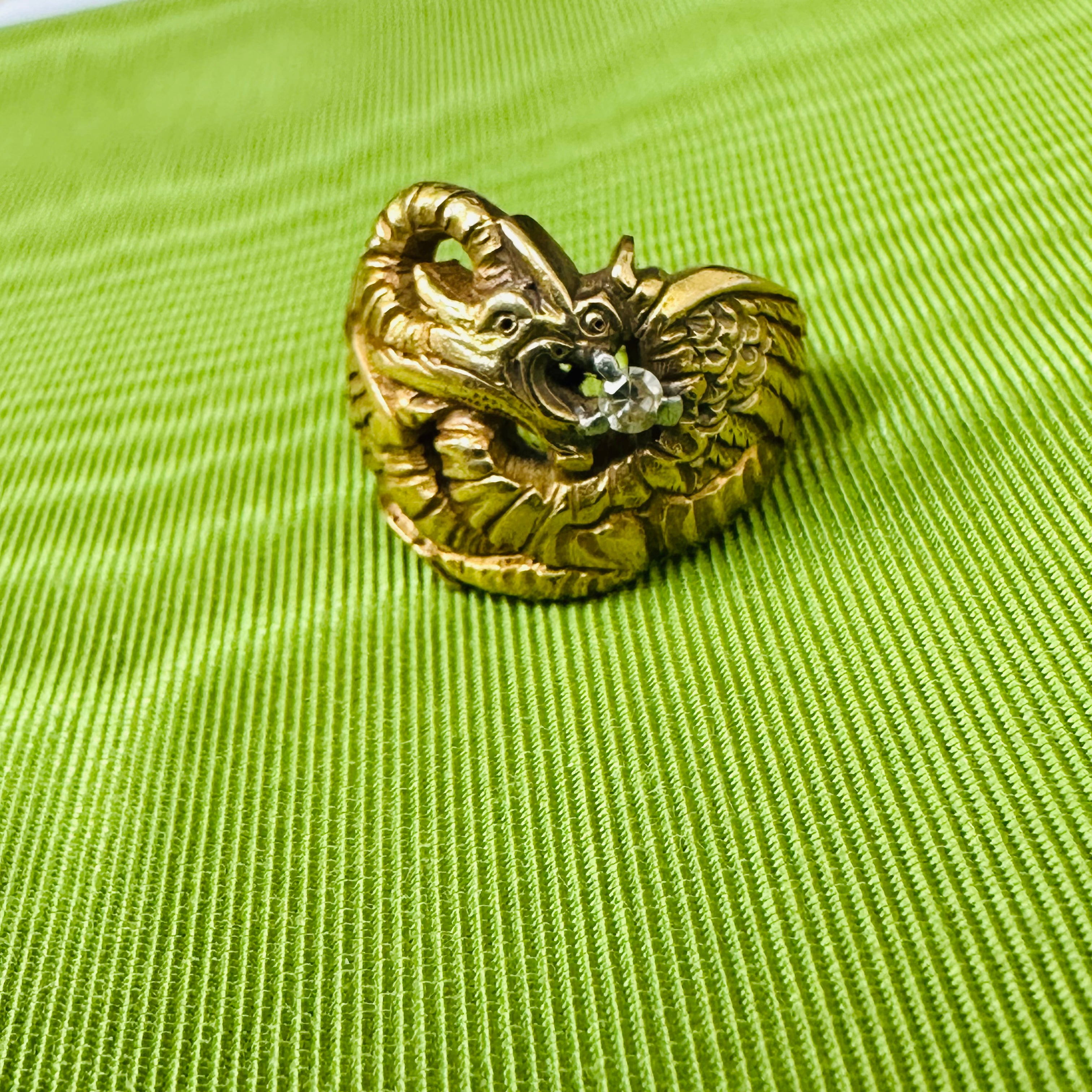 18K Dragon Ring With One Diamond