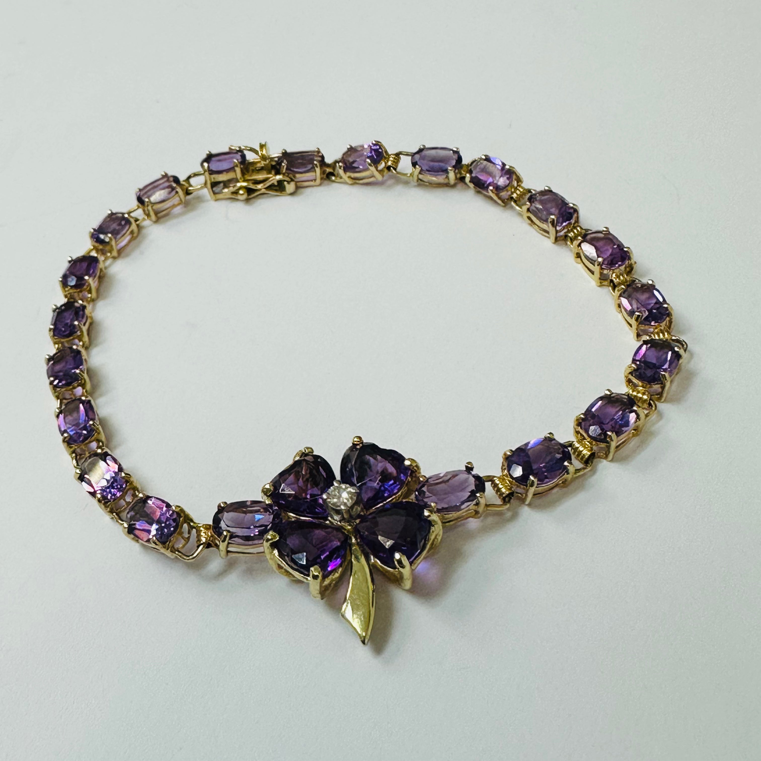 14K 7.5" Amethyst and Diamond Four Leaf Clover Beautiful Vintage Bracelet