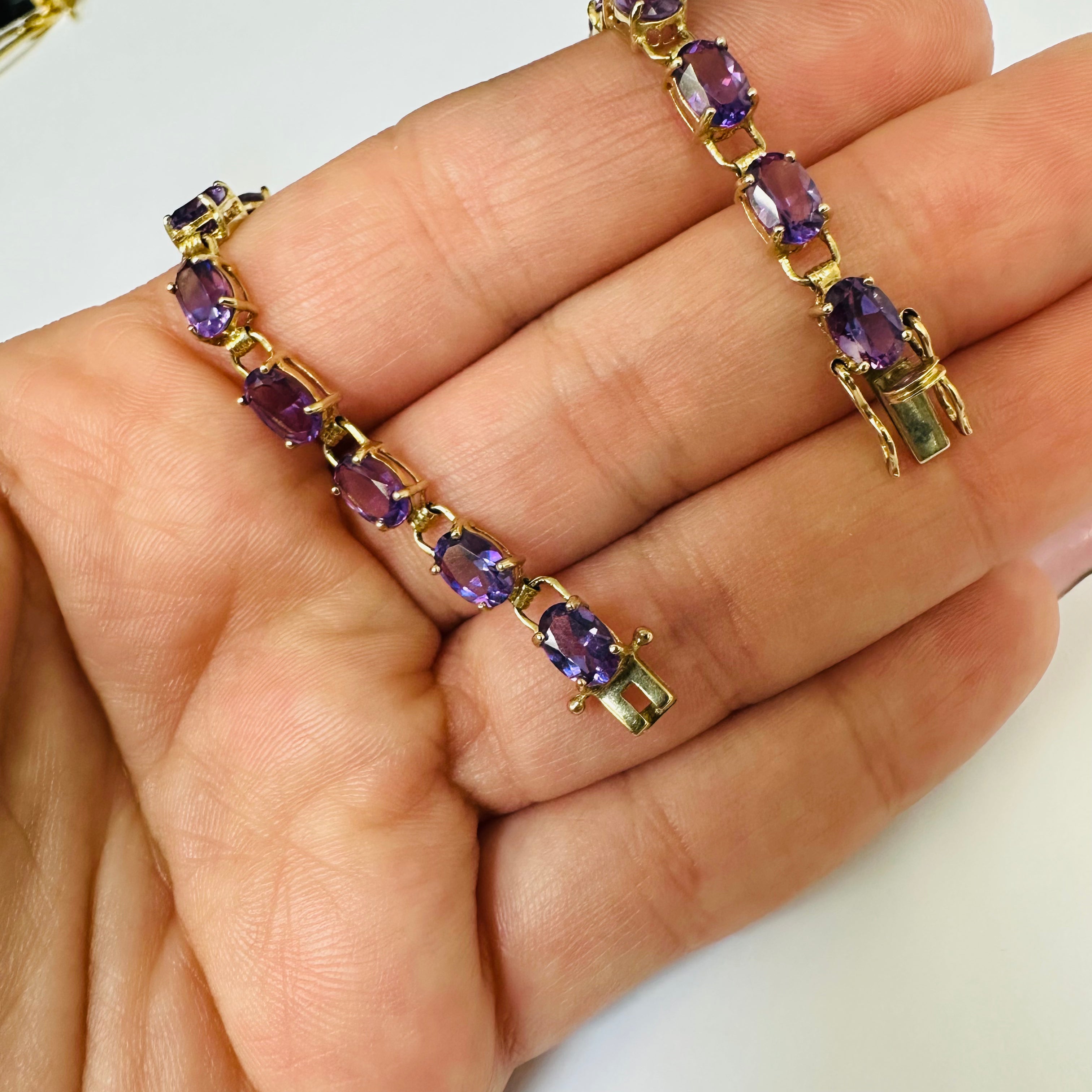 14K 7.5" Amethyst and Diamond Four Leaf Clover Beautiful Vintage Bracelet