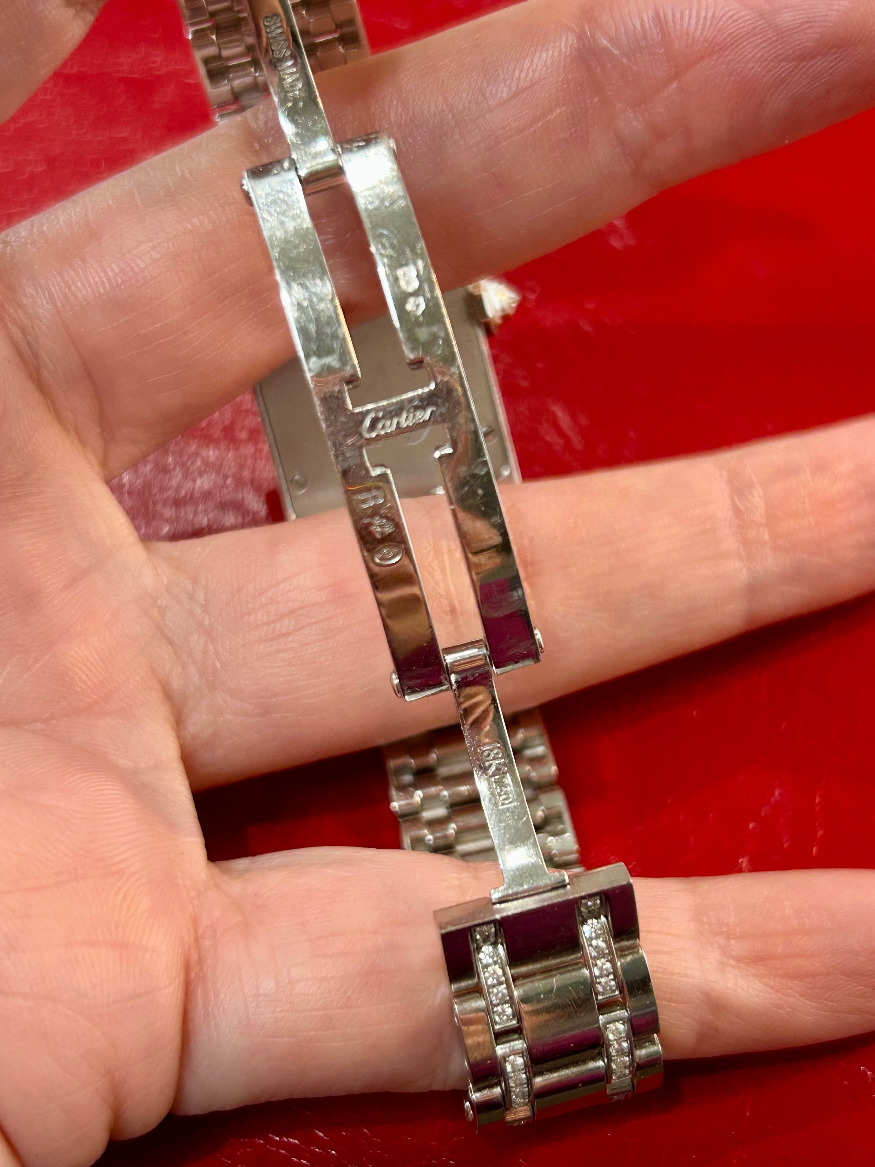 Cartier Tank Américaine Ref. 2489 | 19mm Small | 18K White Gold With Diamonds Quartz Watch