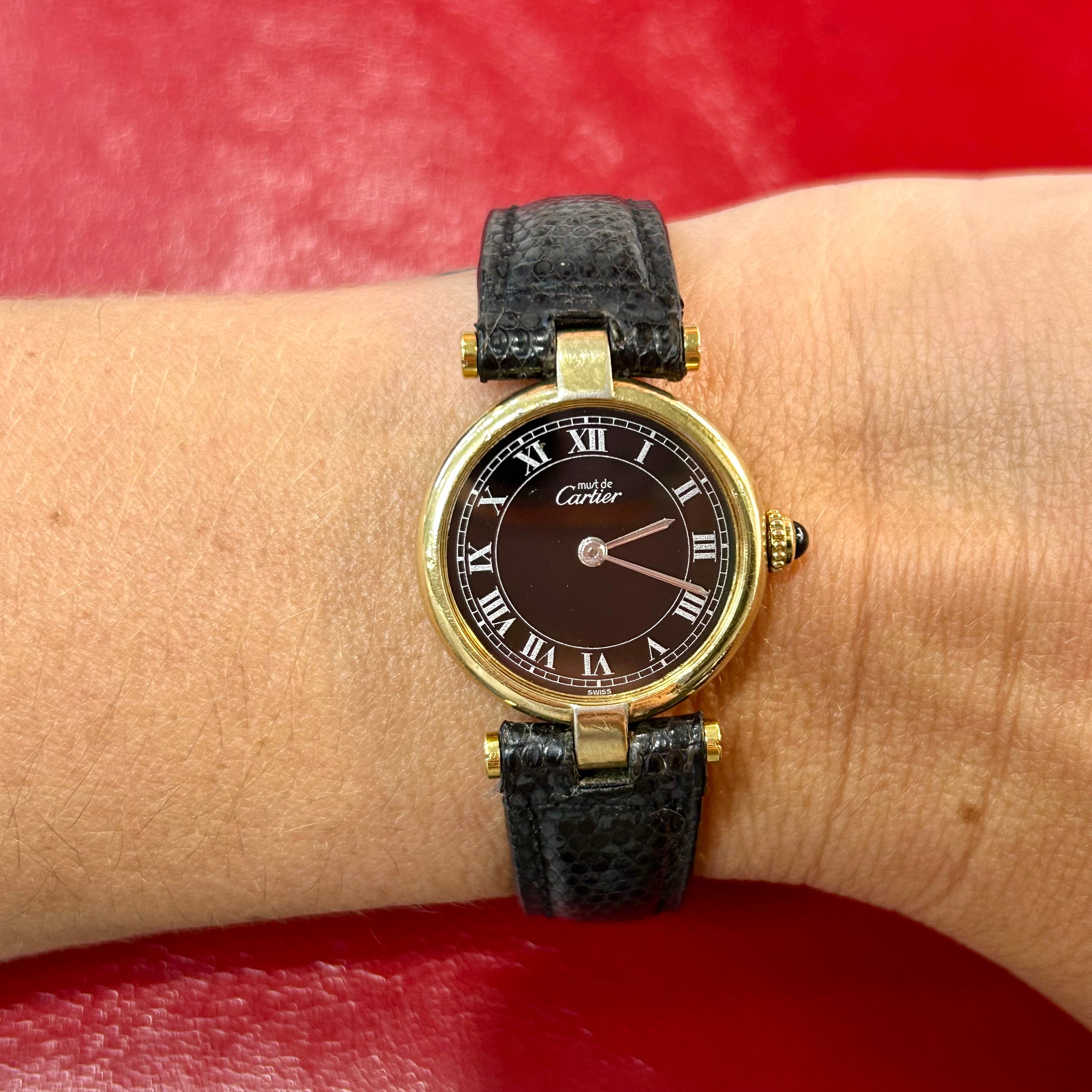 Vintage Must de Cartier Vendome | 24mm | Black Leather Strap