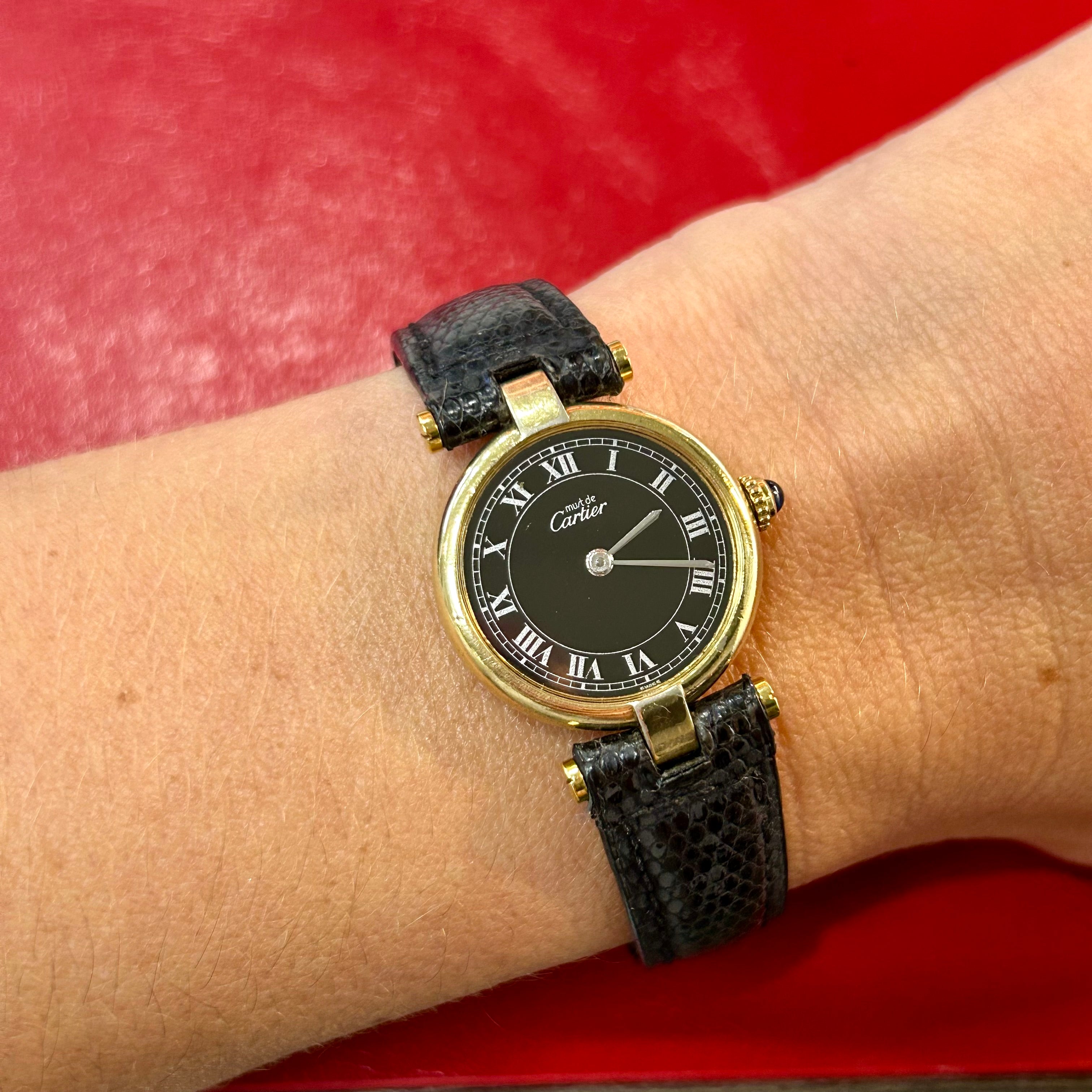 Vintage Must de Cartier Vendome | 24mm | Black Leather Strap