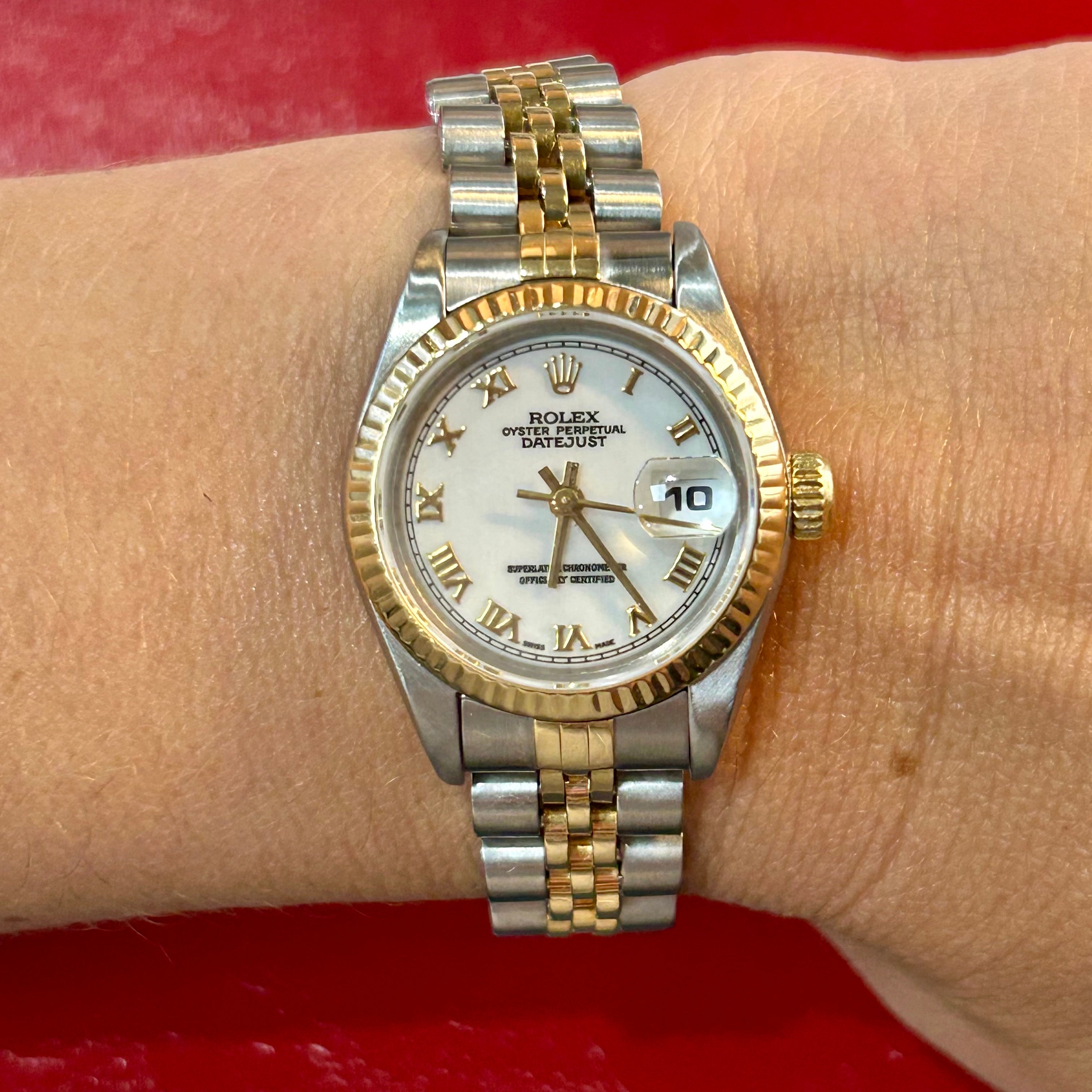 Rolex Lady Datejust Ref 69173 | 26mm | White Roman Dial | Jubilee Band Watch