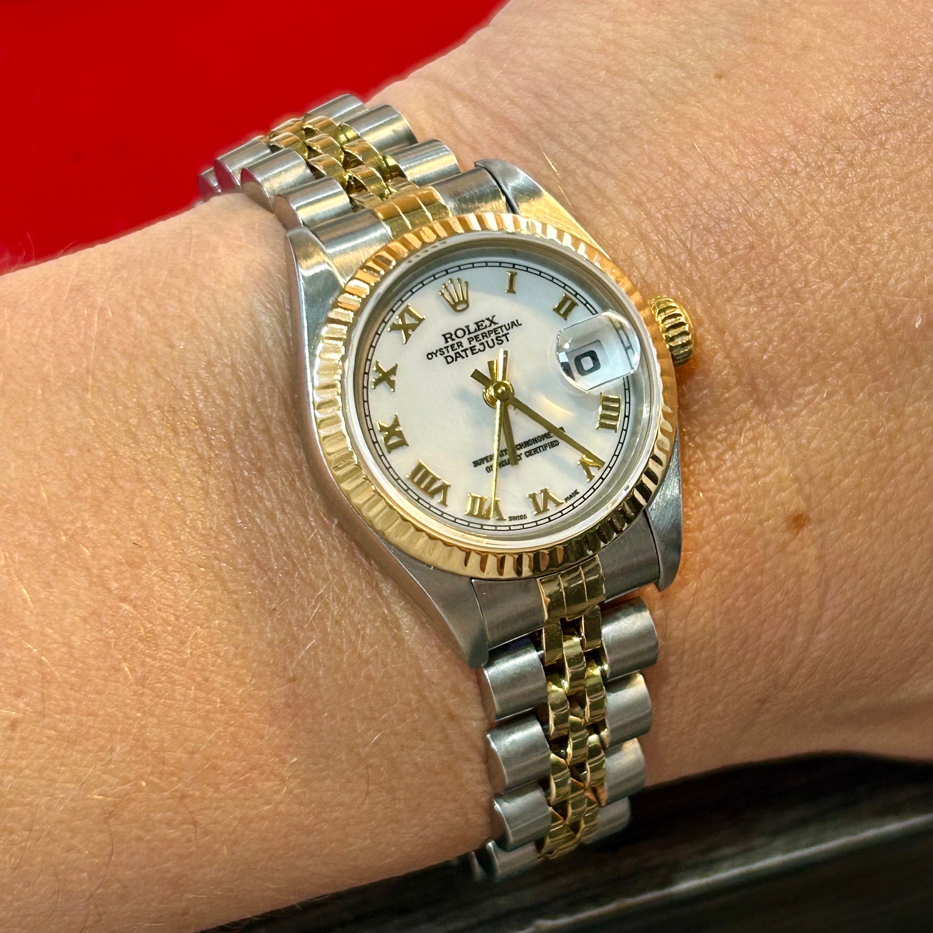 Rolex Lady Datejust Ref 69173 | 26mm | White Roman Dial | Jubilee Band Watch