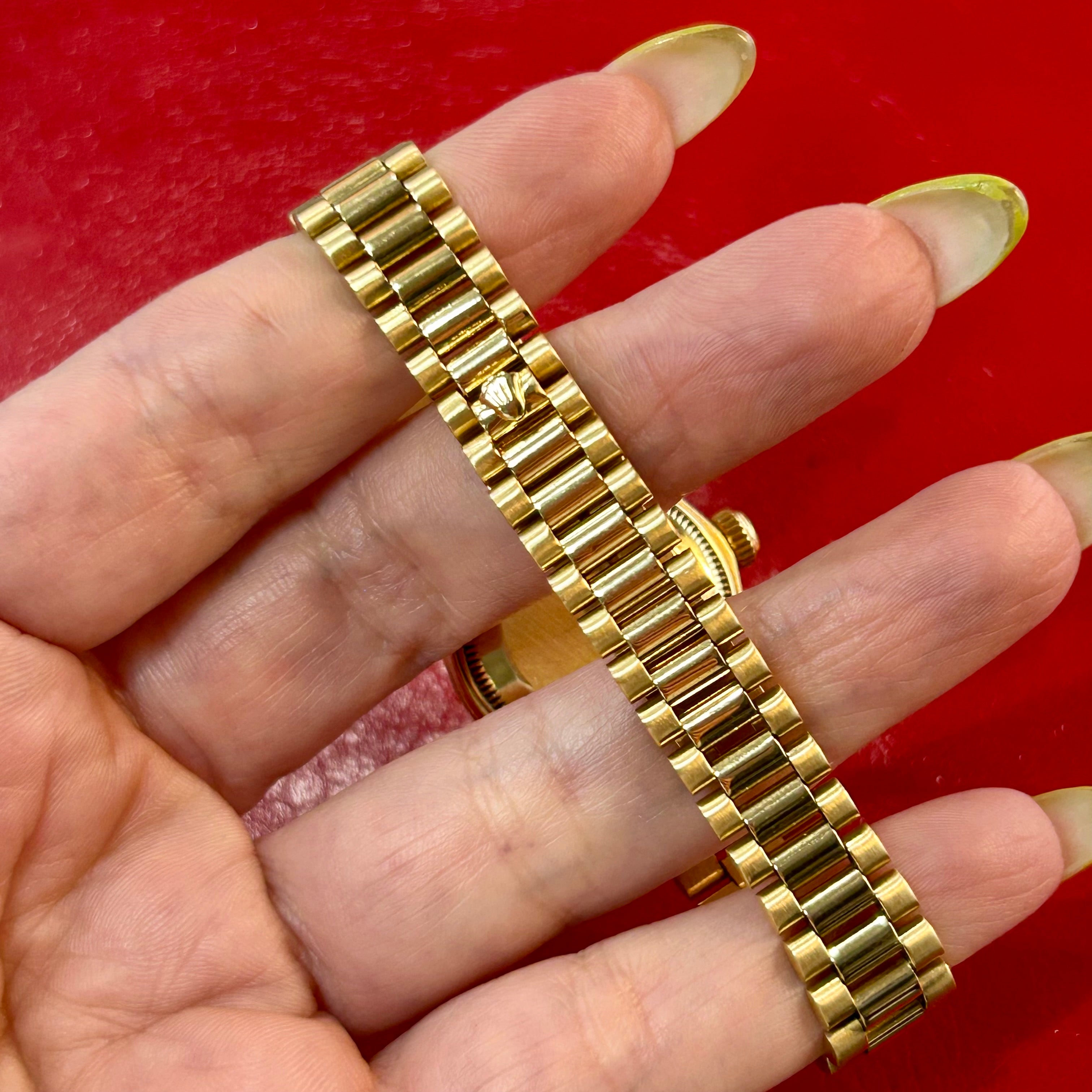 Rolex Lady President Ref 6917 | 26mm | Pink Mother of Pearl Diamond Dial & Bezel Watch