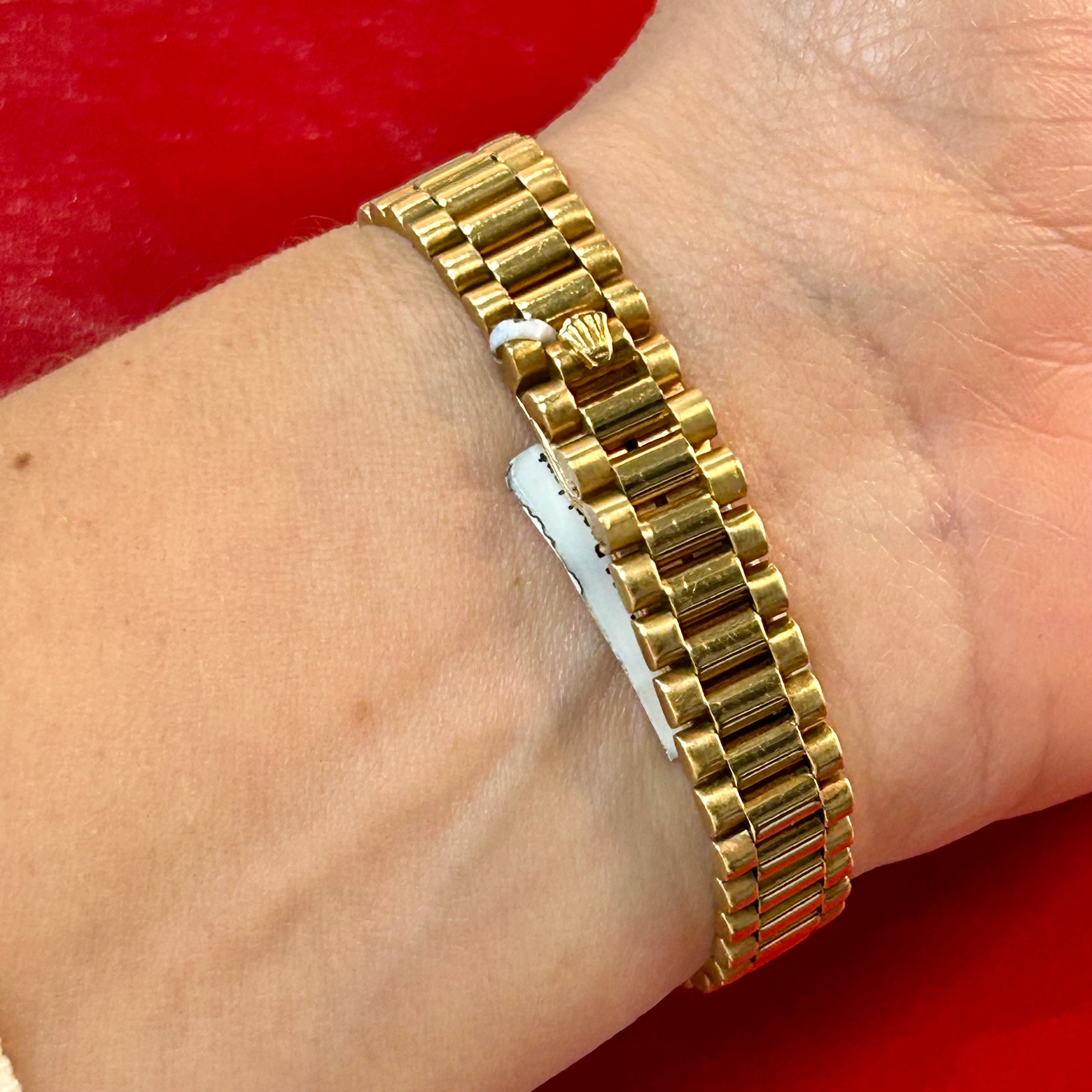 Rolex Lady President Ref 6917 | 26mm | Champagne Diamond Dial & Diamond Bezel Watch