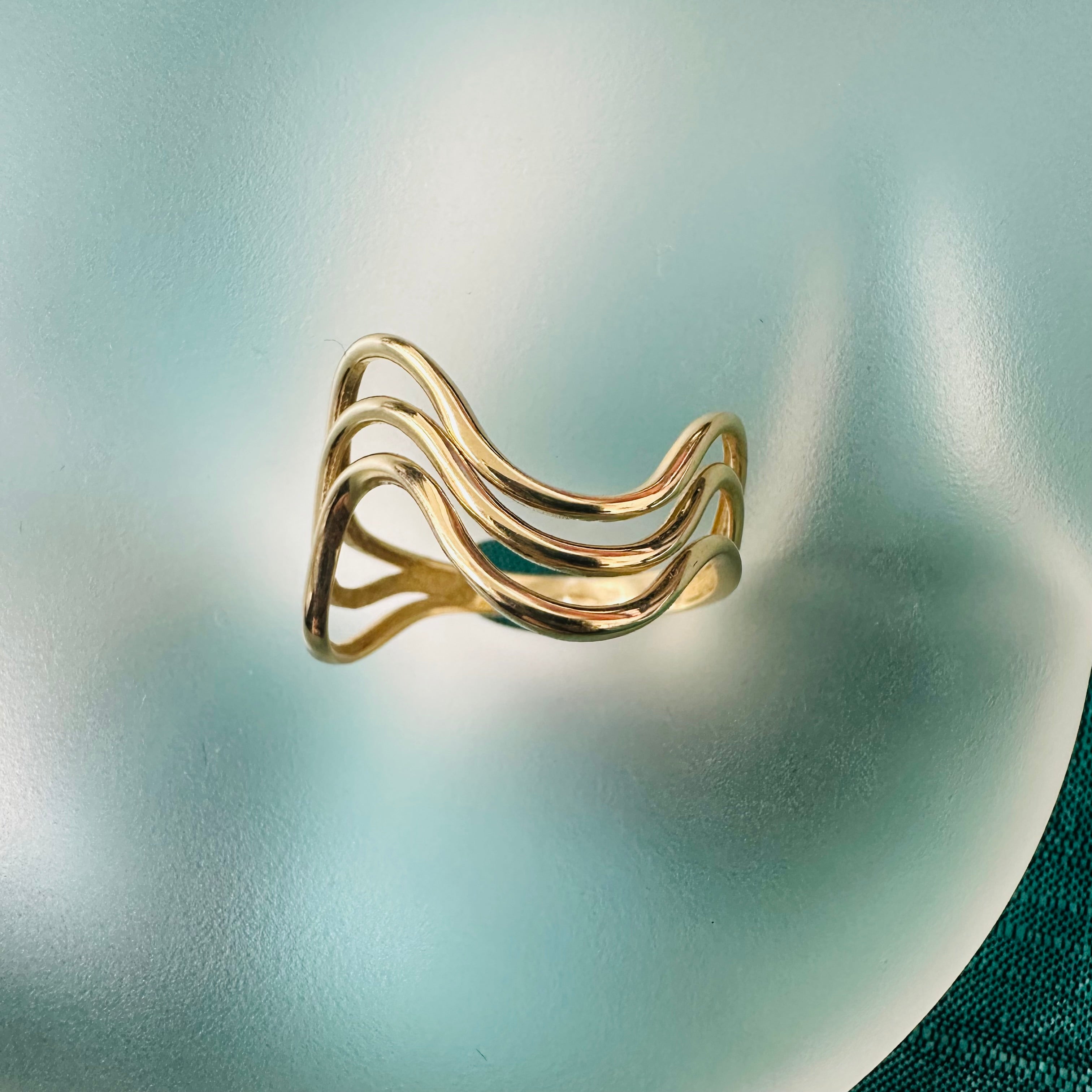 14K Yellow Gold Swirl Ring