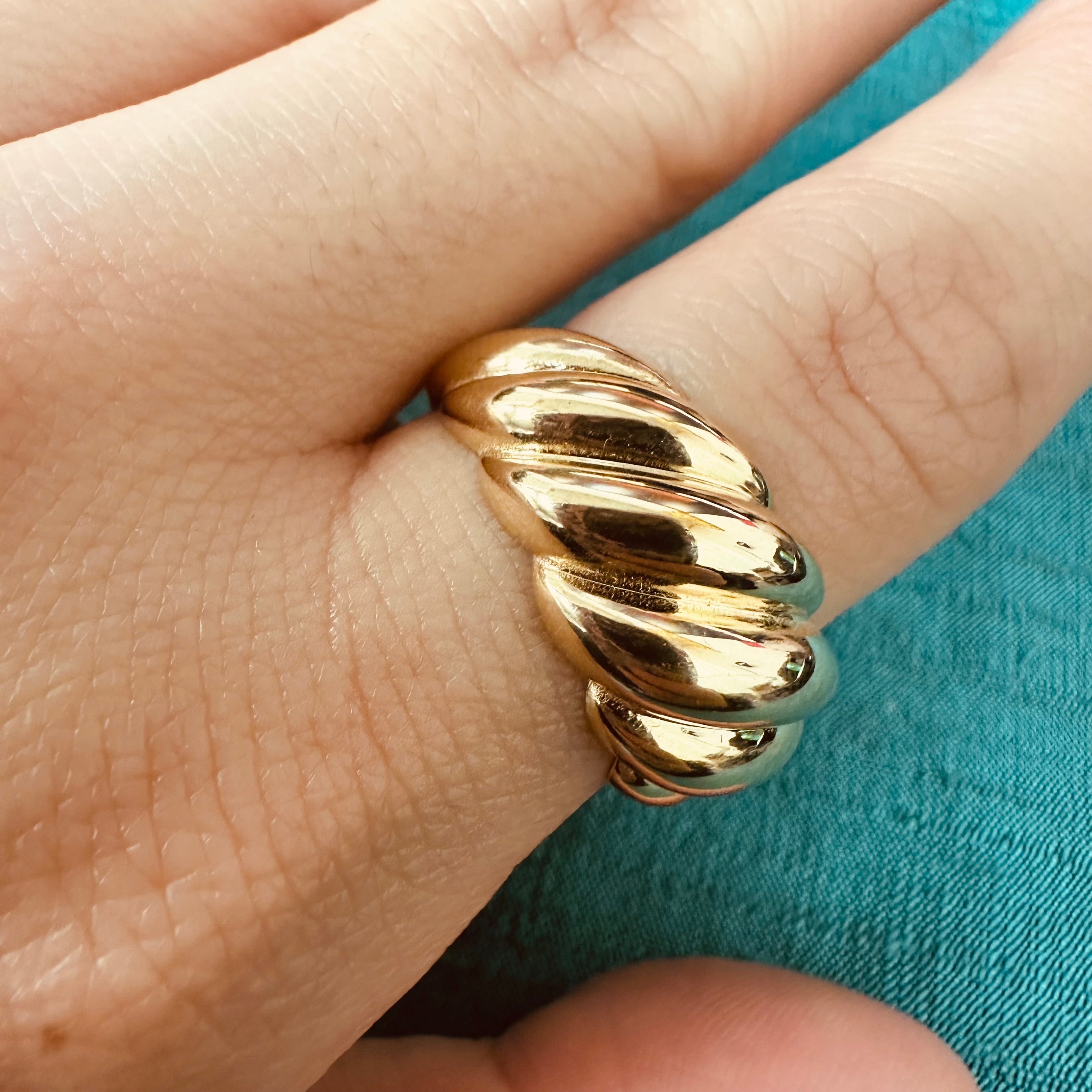 14K Yellow Gold Ring Size 8