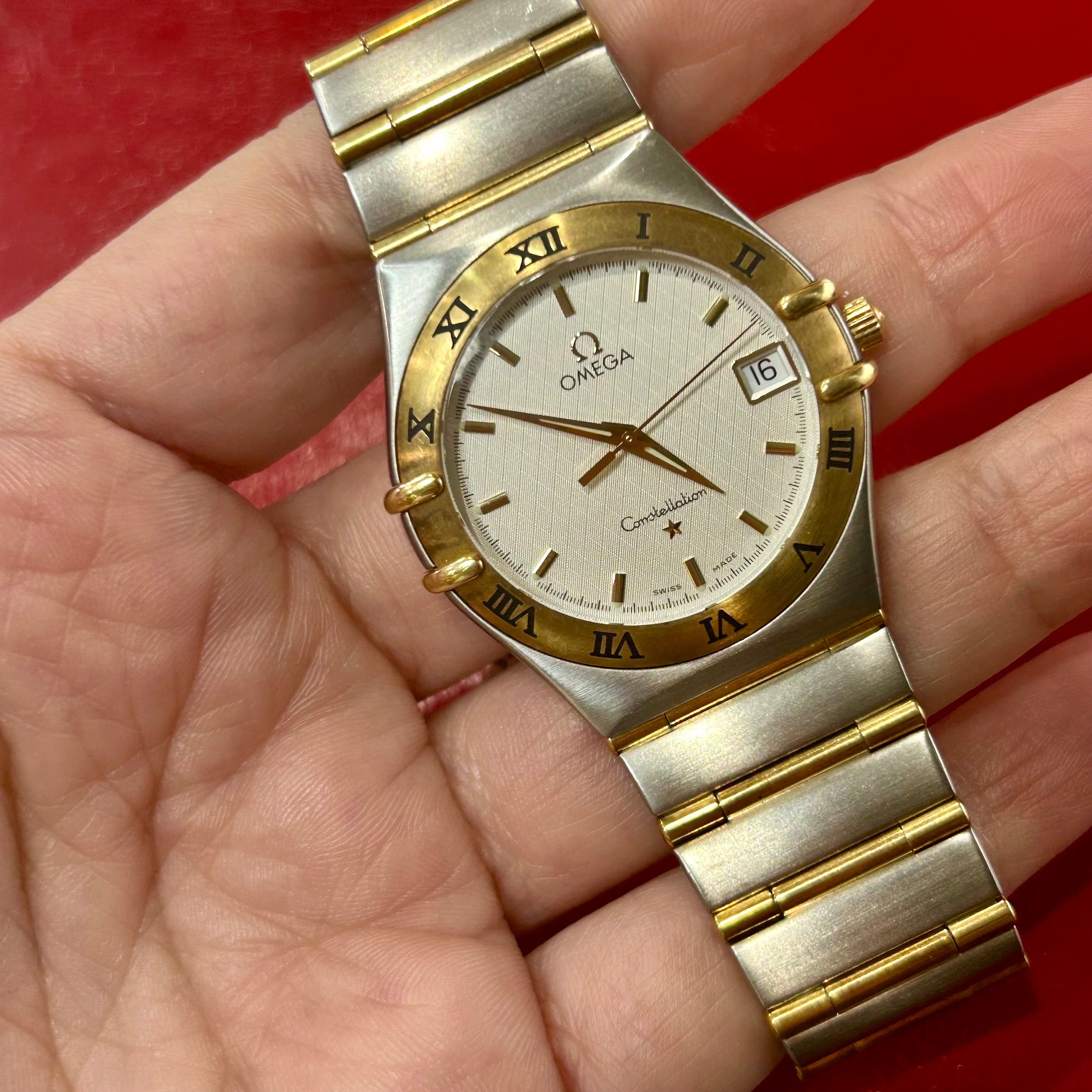 Vintage Omega Constellations Ref 1552/862 | 34mm | 18k Yellow Gold & Stainless Steel