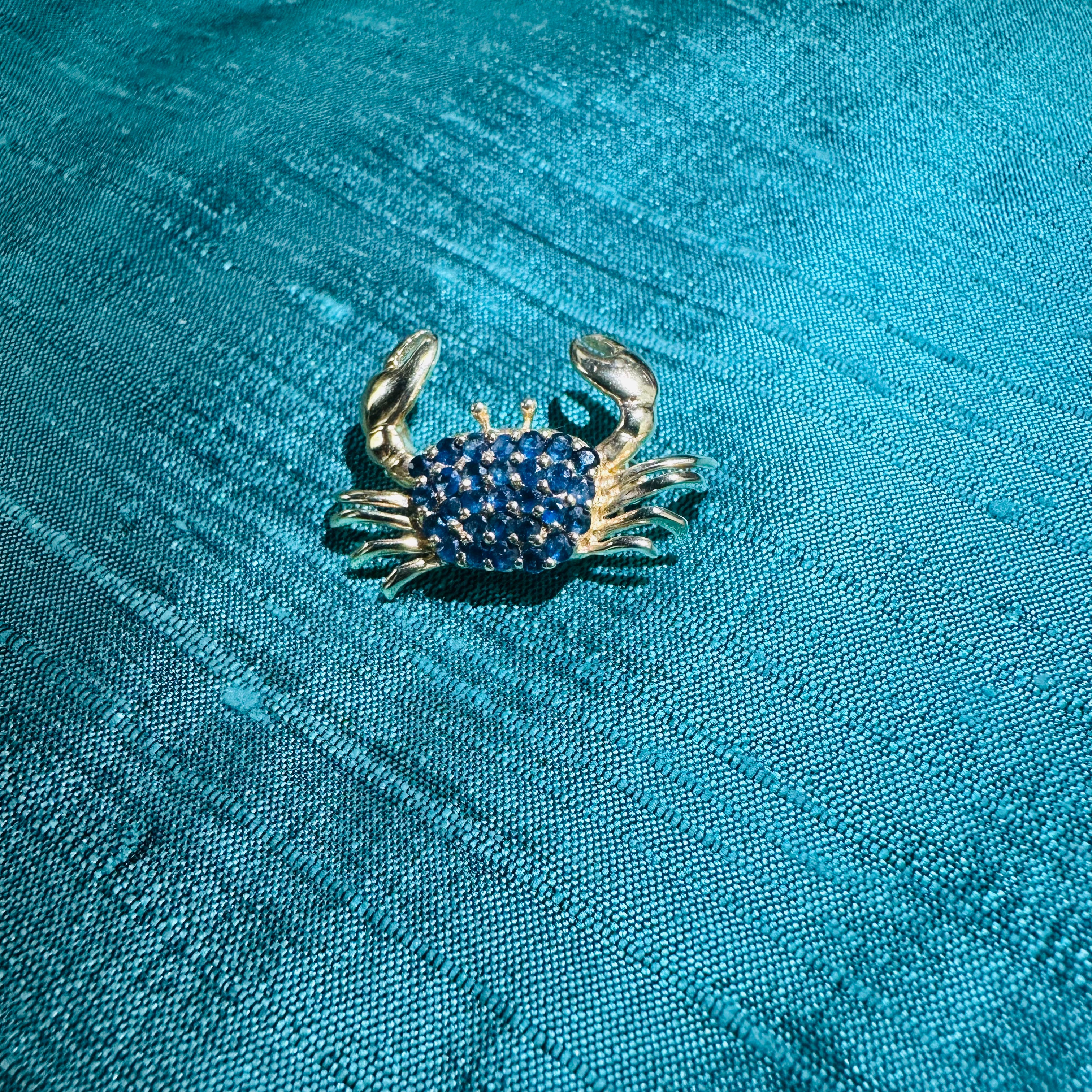14K Yellow Gold Sapphire Crab Pin