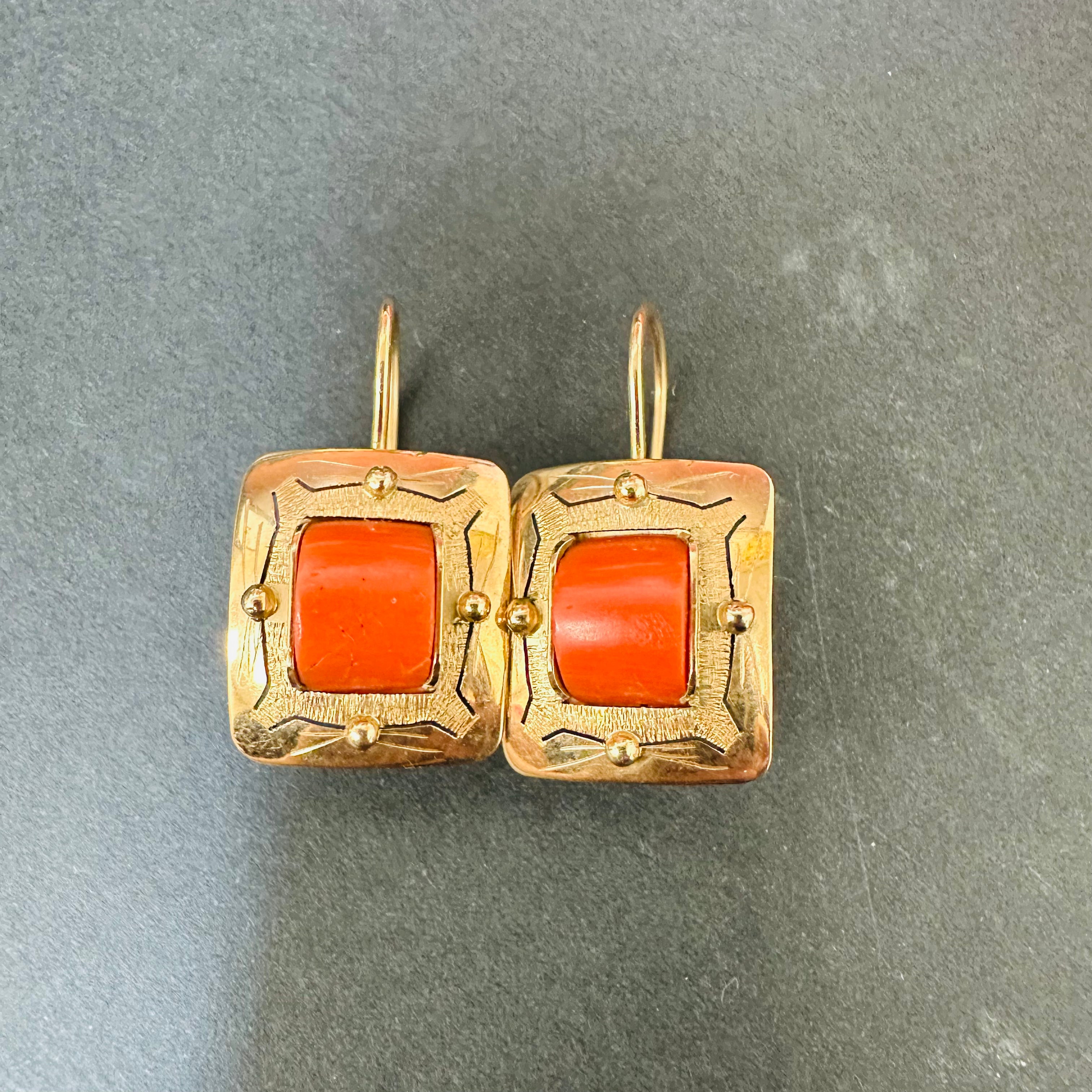18K Yellow Gold Coral Earrings