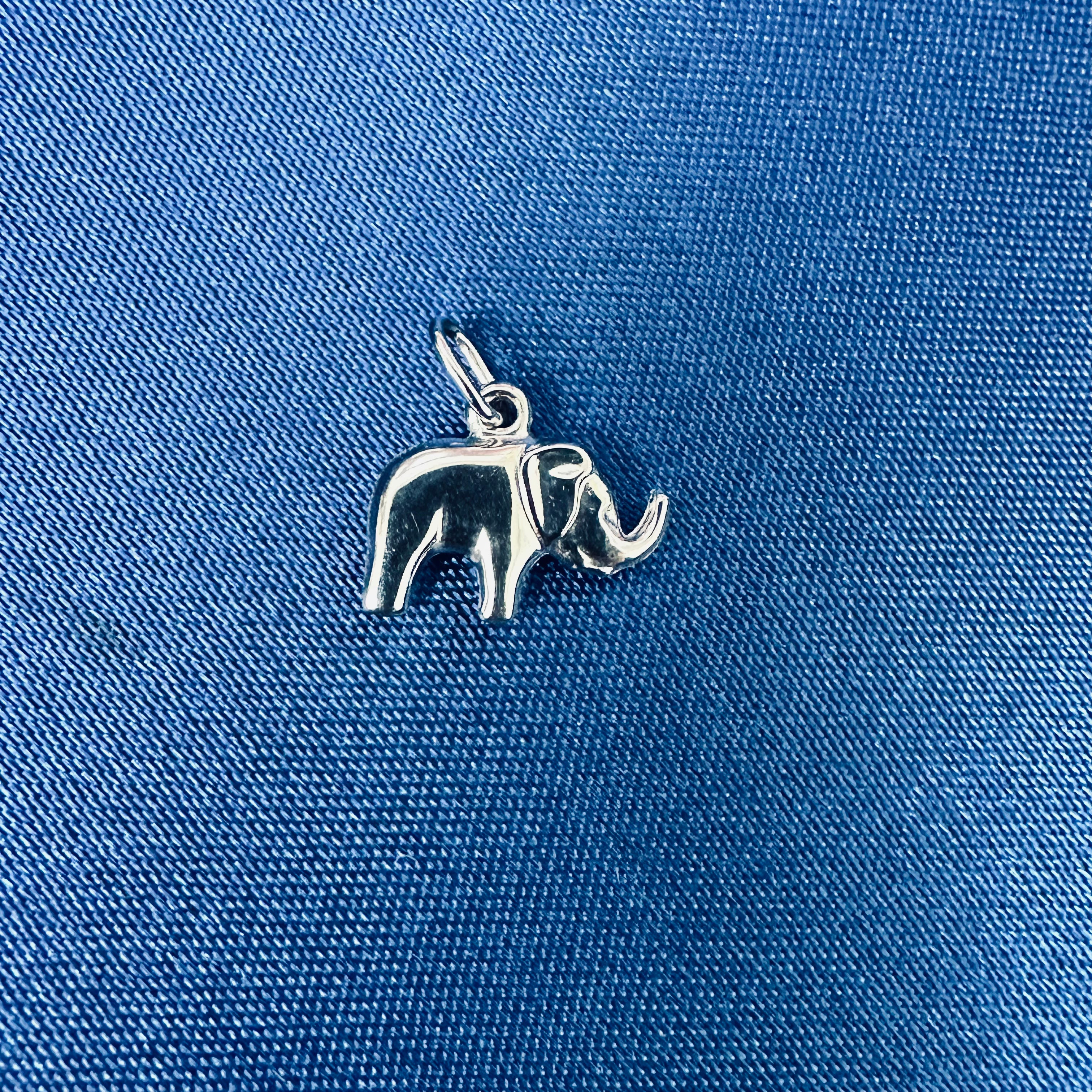 14K White Gold Elephant Charm