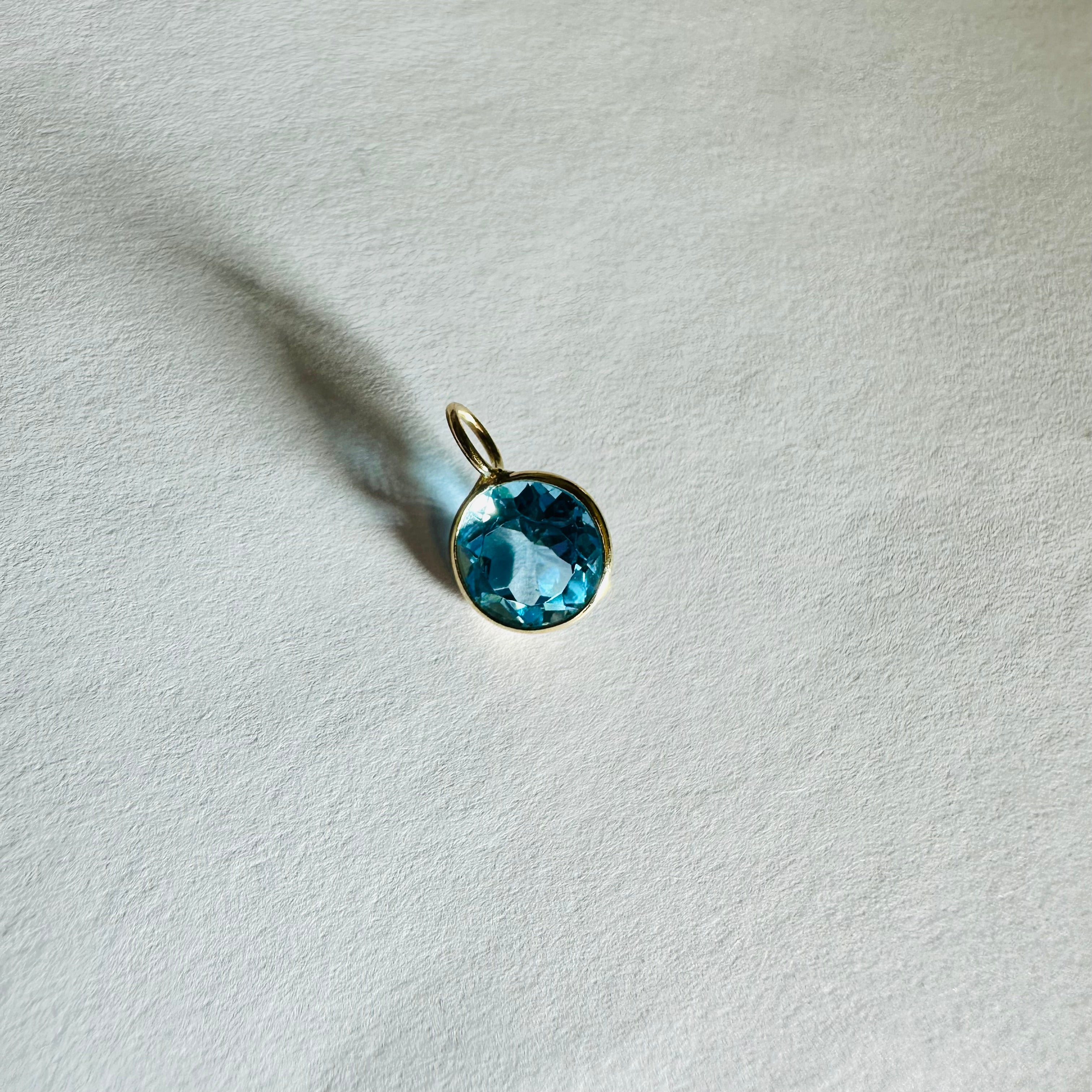 Blue Topaz 14K Yellow Gold Charm Pendant Round Shape