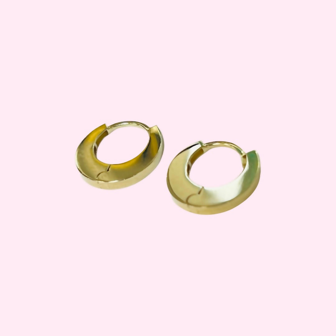 14K Yellow Gold Hoop Earrings .50”