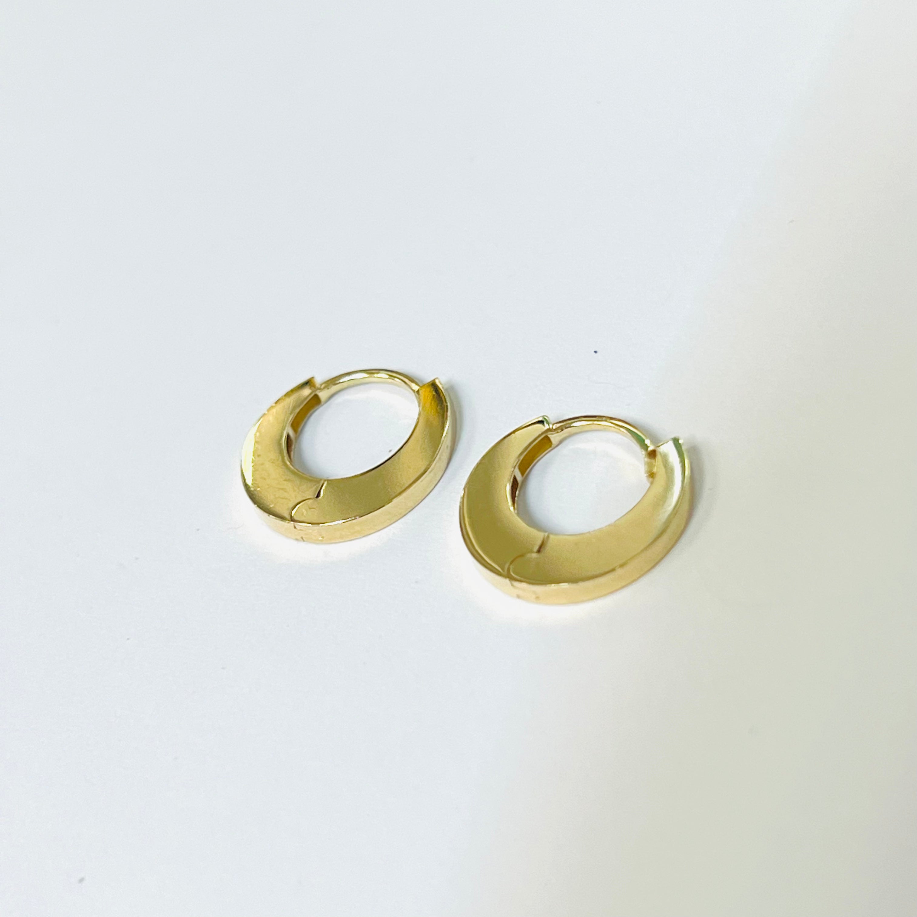 14K Yellow Gold Hoop Earrings .50”