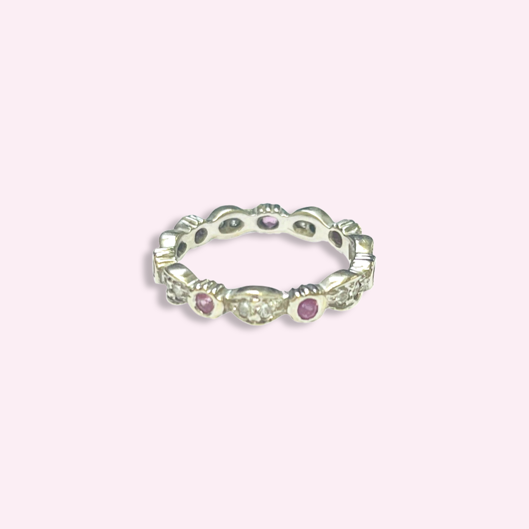 18K White Gold Diamond Ring Band Size 4.25