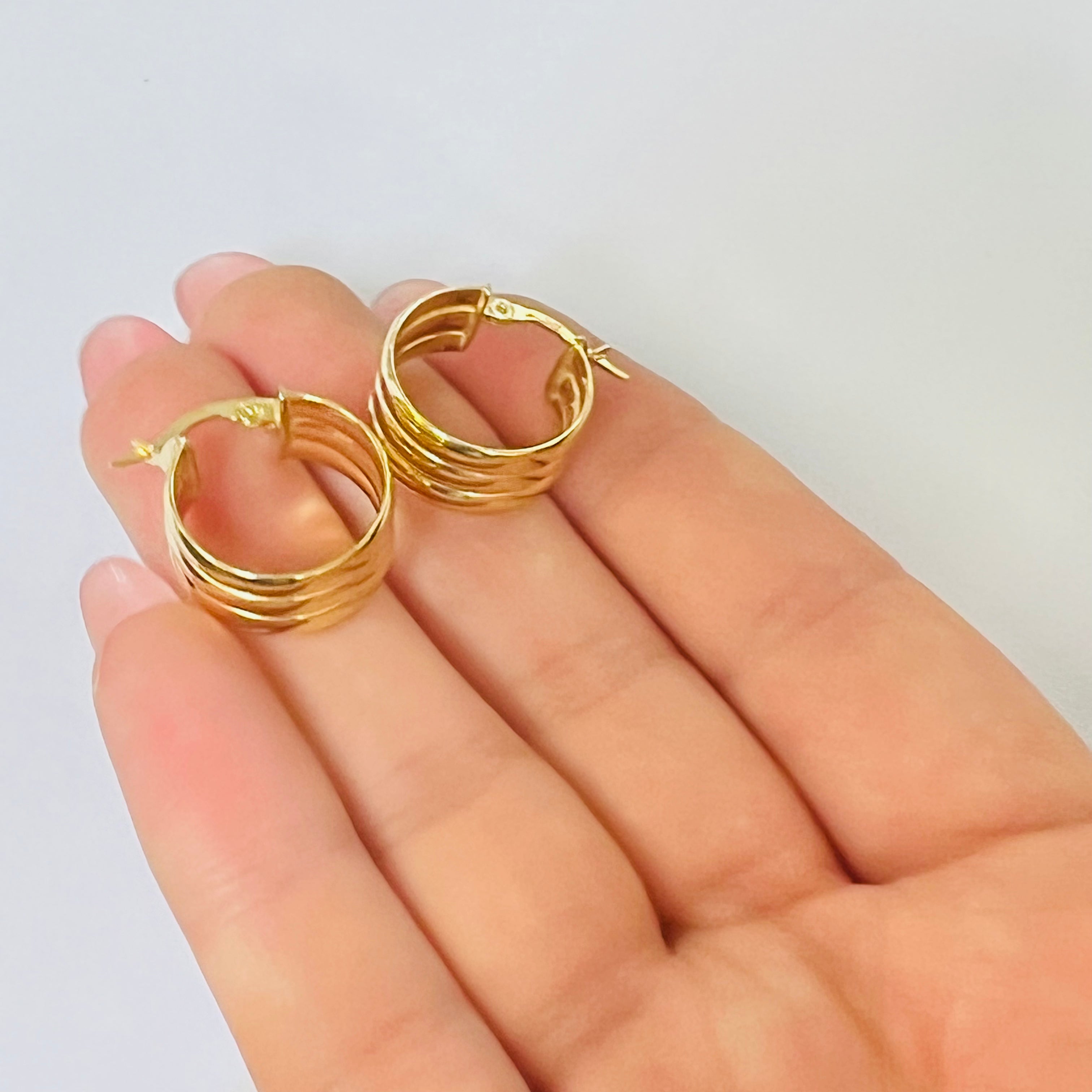 14K Yellow Gold Hoop Tubing Earrings