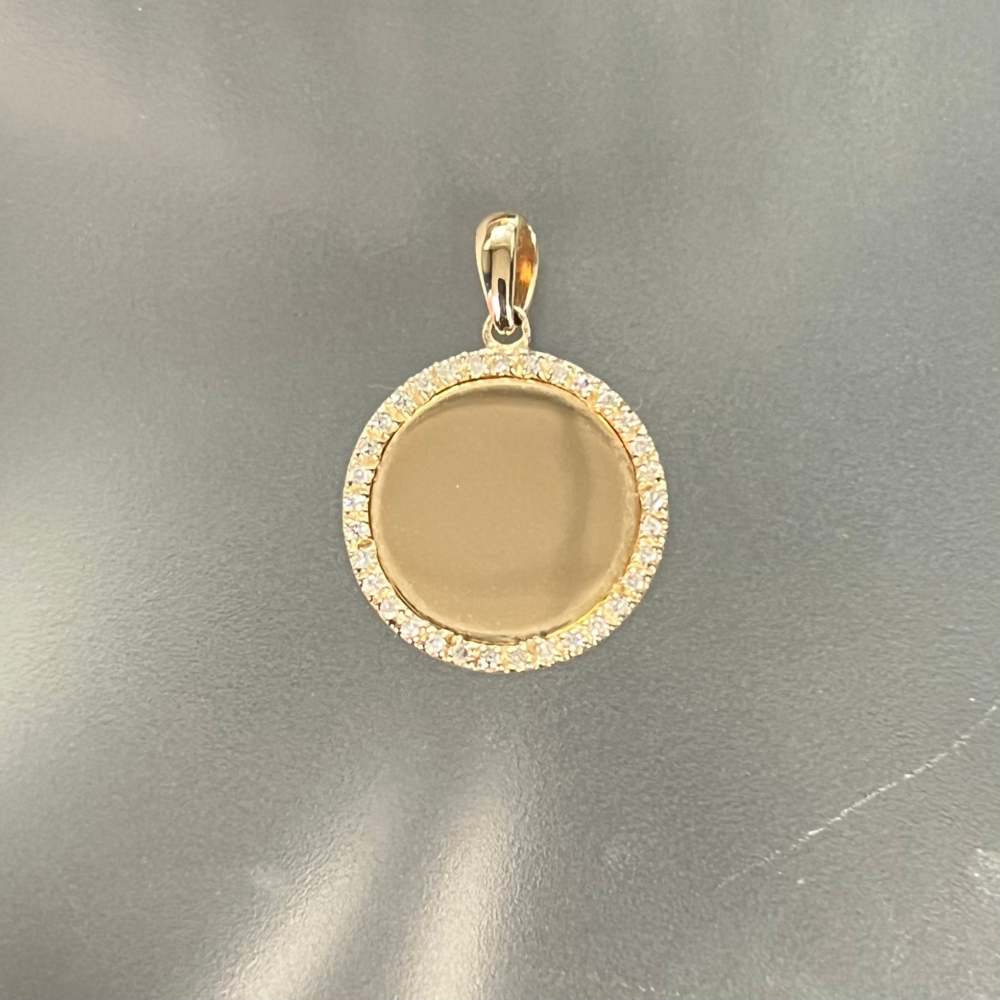 14K Yellow Gold Mirror Diamond Pendant .90"