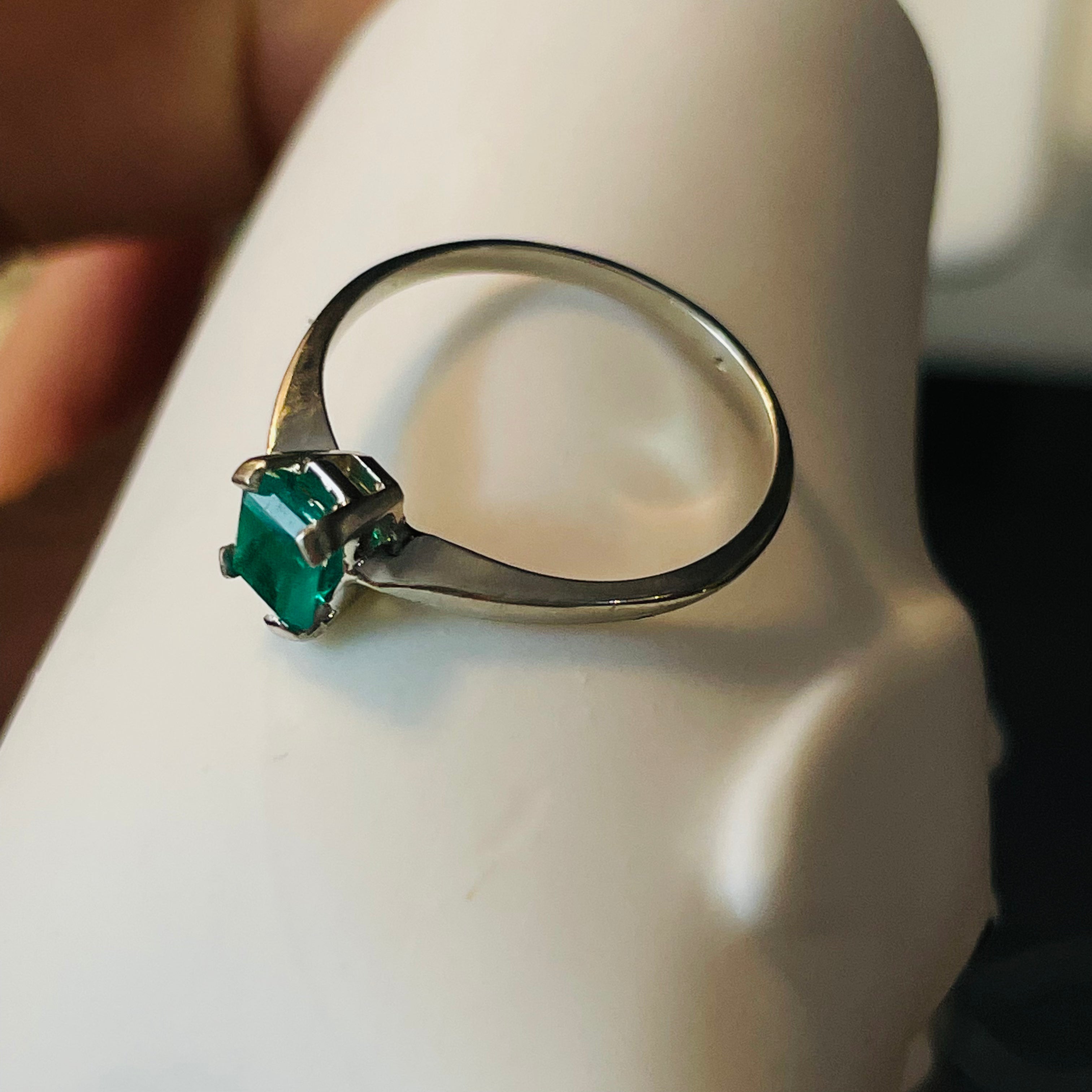 Solitaire Colombian Emerald 14K White Gold Ring Size 6