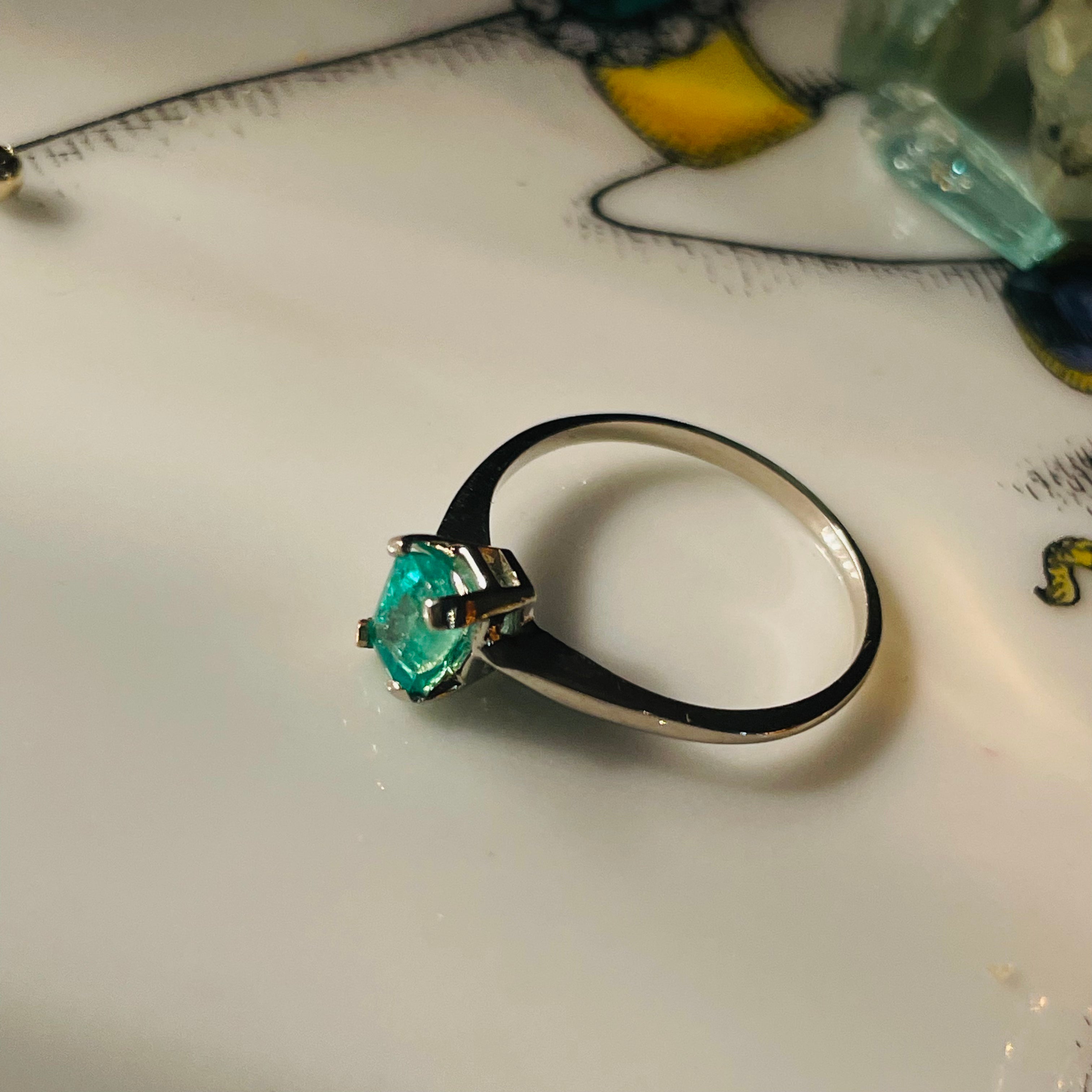 Solitaire Colombian Emerald 14K White Gold Ring Size 6