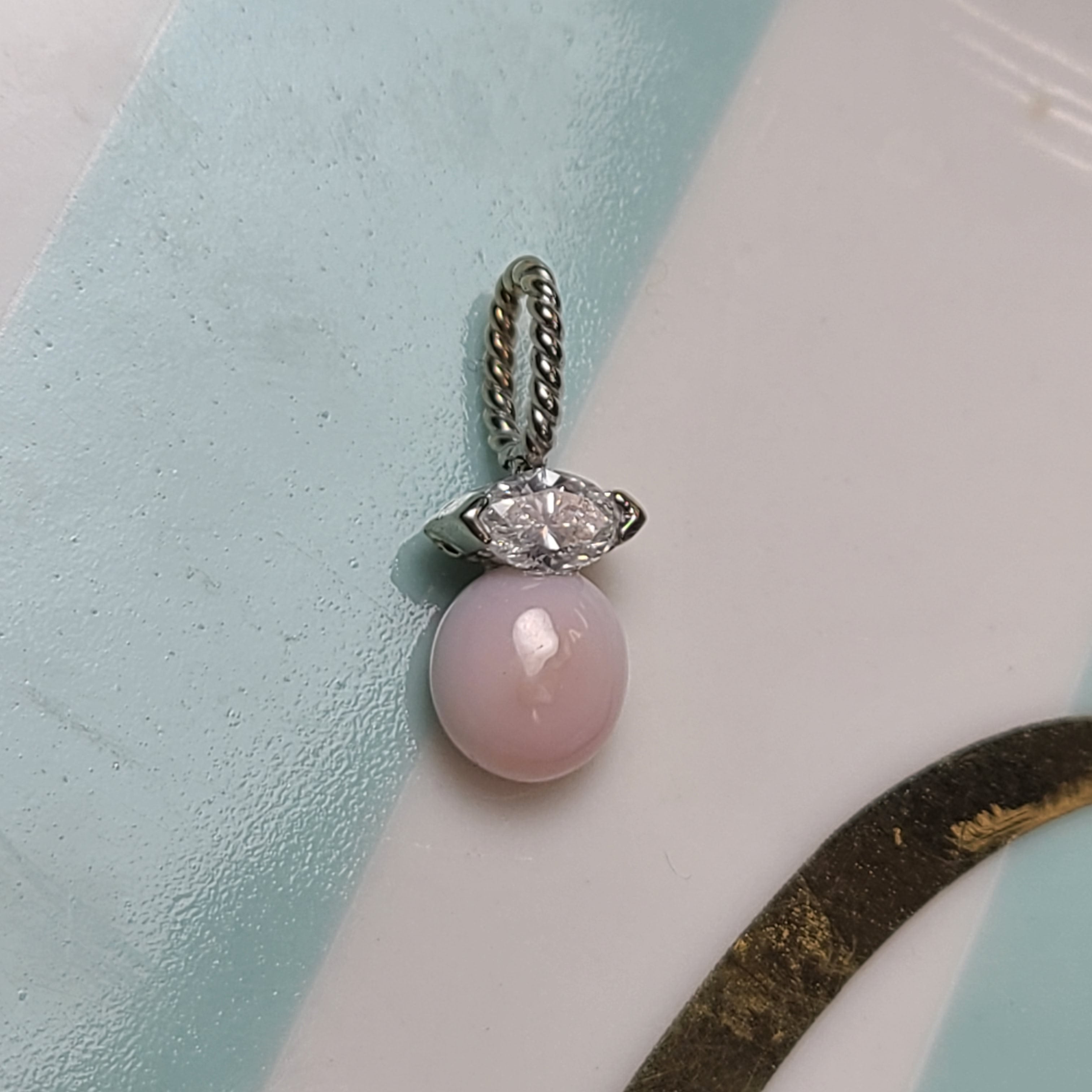 Beautiful Marquise Diamond in 18K White Gold Pink Conch Pearl Pendant Charm