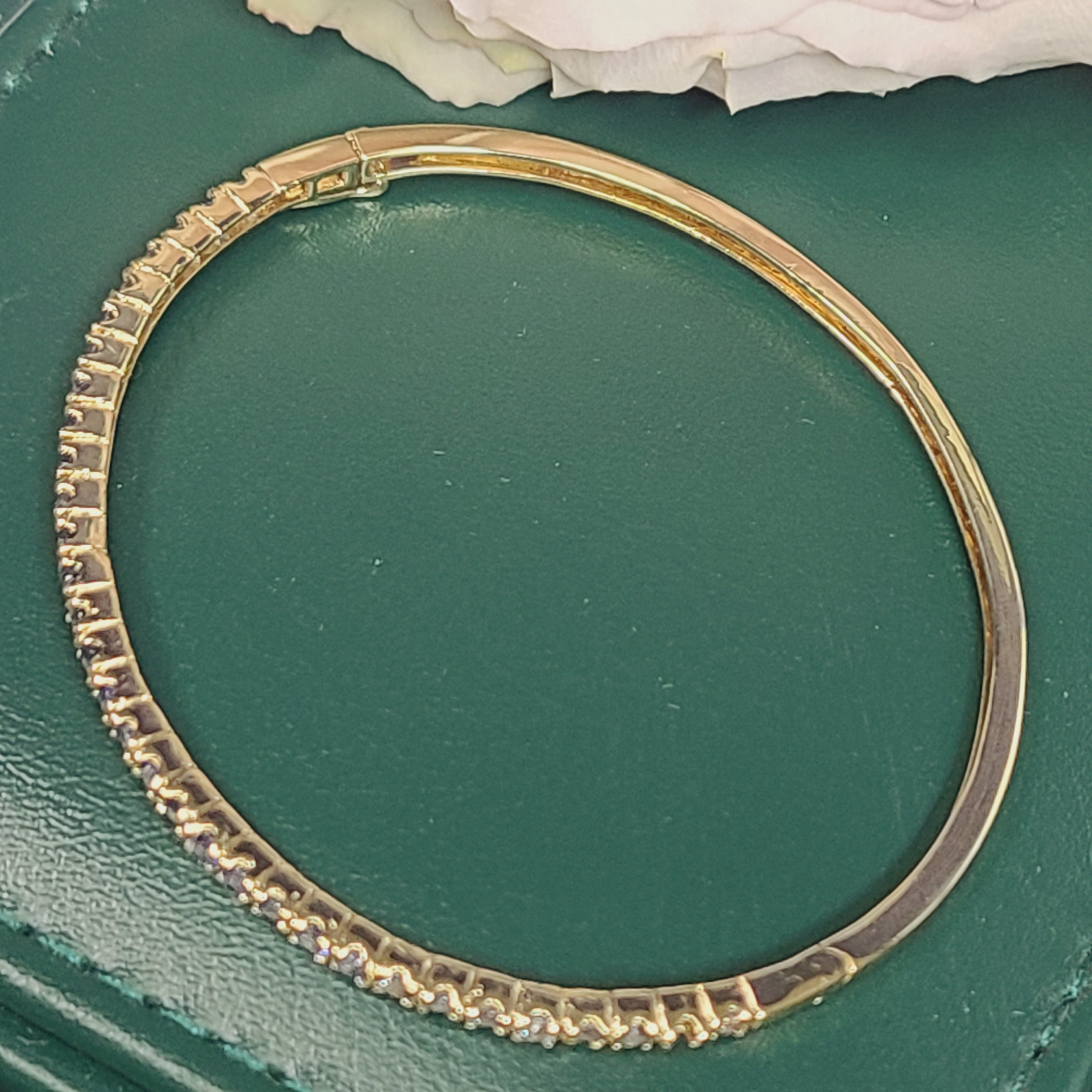 14K Yellow Gold Natural Ceylon Sapphire Cuff Bracelet