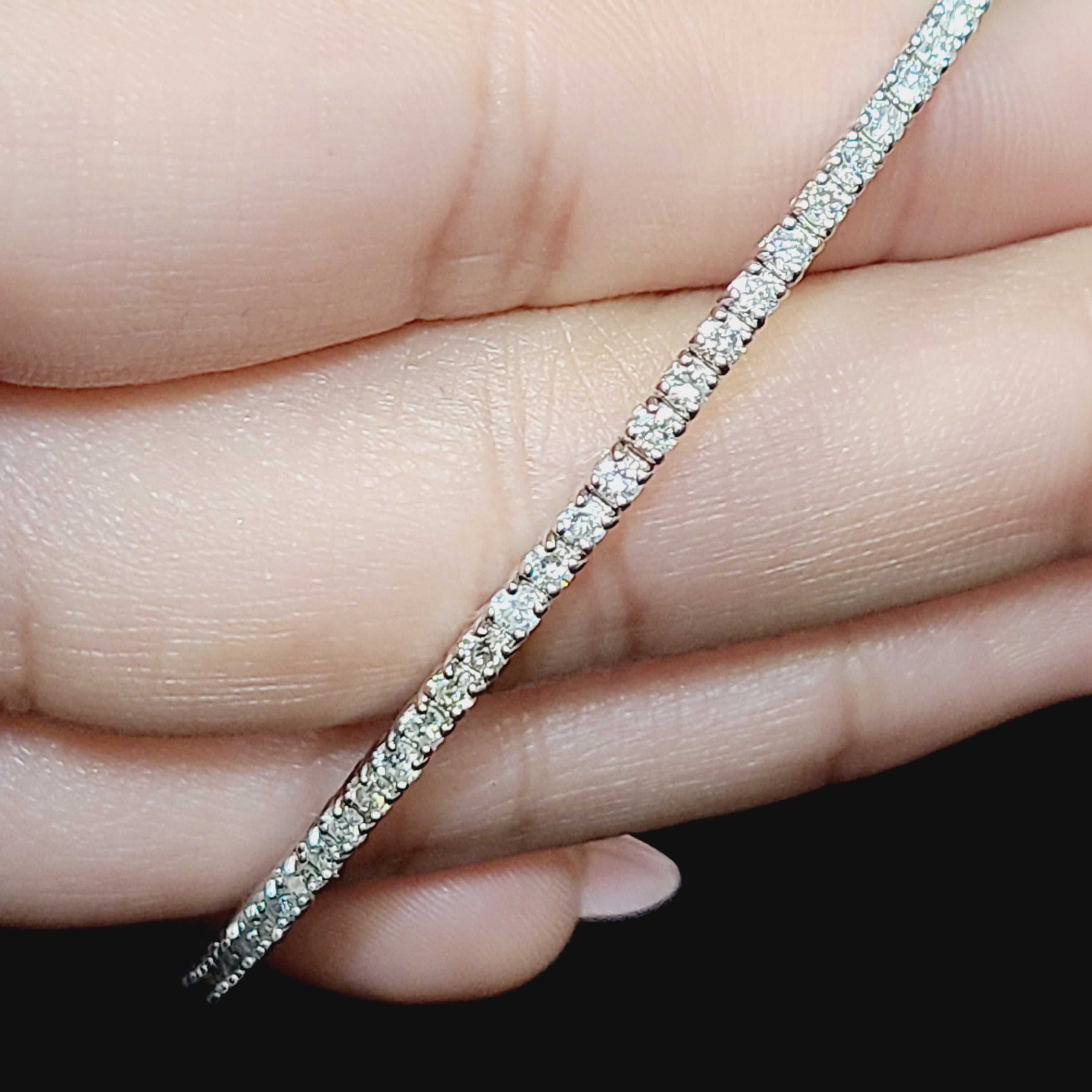 1.9CT Natural Diamond 14K White Gold Flexible Bangle Bracelet