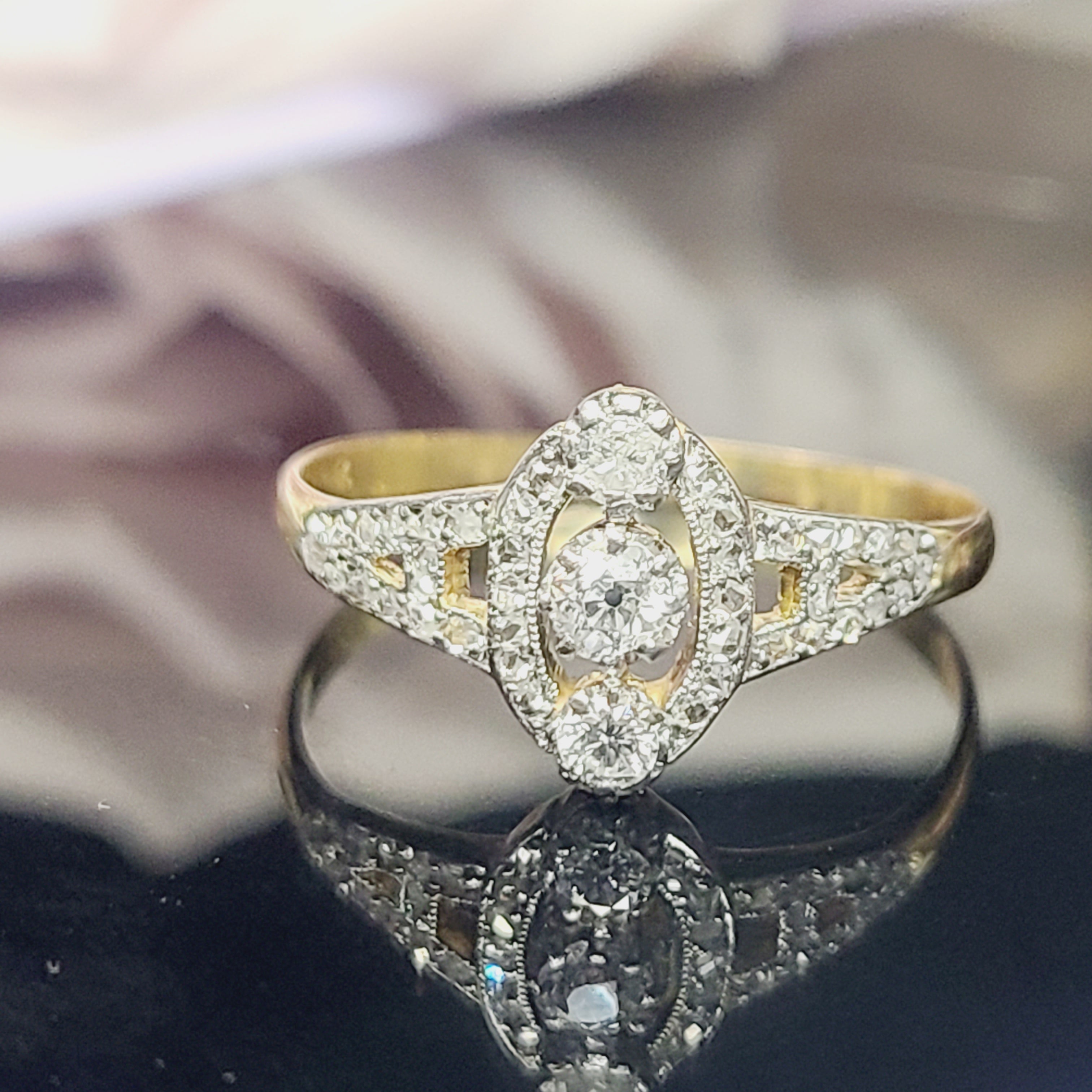 14K Yellow Gold Antique Diamond Ring Size 8.5