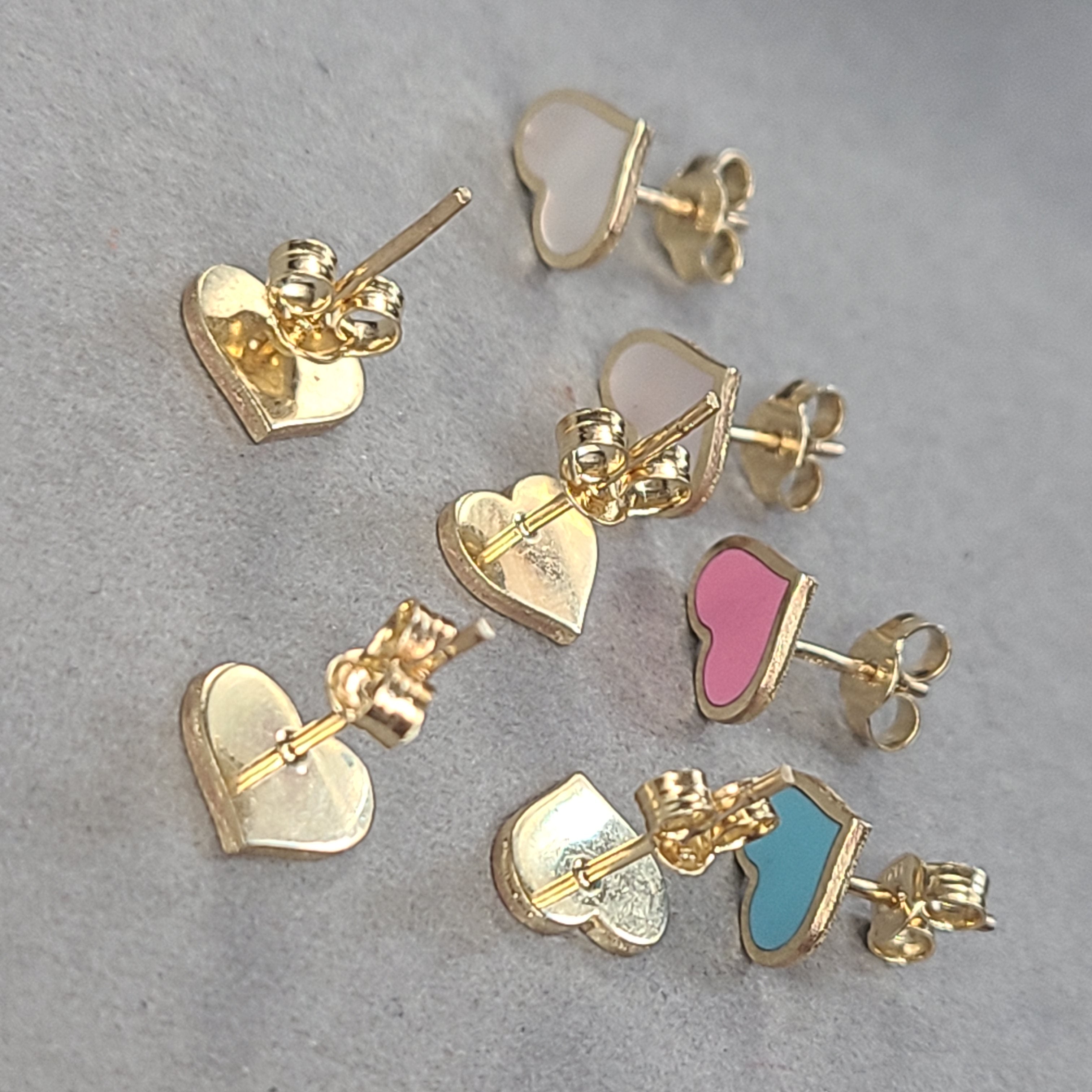 14K Yellow Gold Heart Inlay Earrings