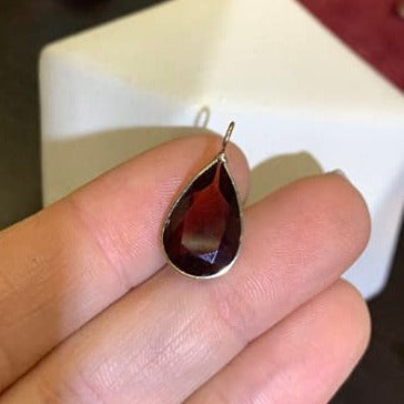 4CT Red Pear Garnet Solid 14K Yellow Gold Pendant Charm .75"