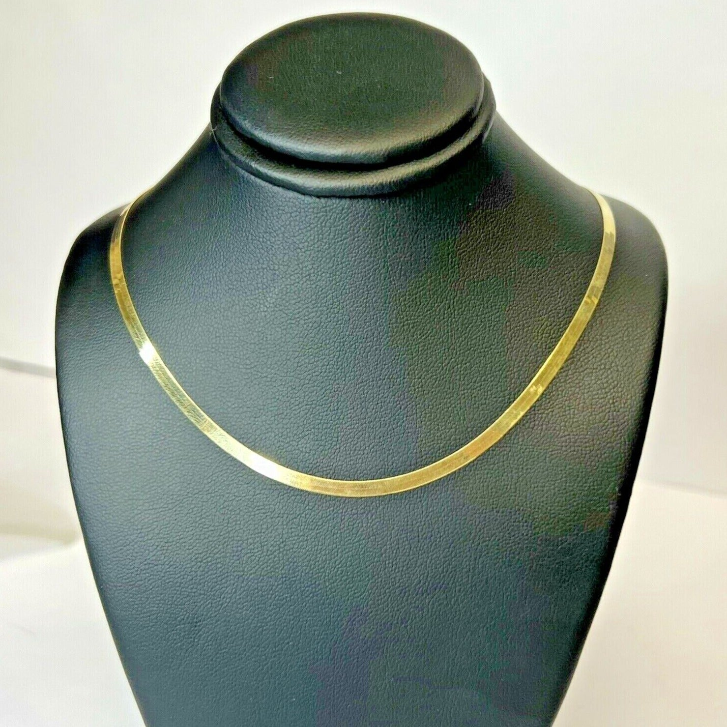 Shimmering 10K Solid Yellow Gold Herringbone 3mm Chain Necklace 18"-20”