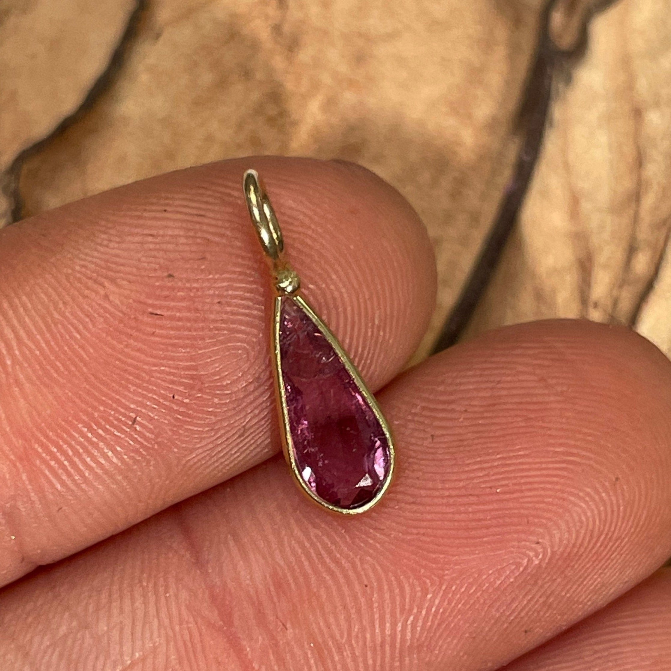 1CT Natural Fuscia Pink Tourmaline Pear Shape in Solid 14K Yellow Gold Pendant Charm 15x6mm