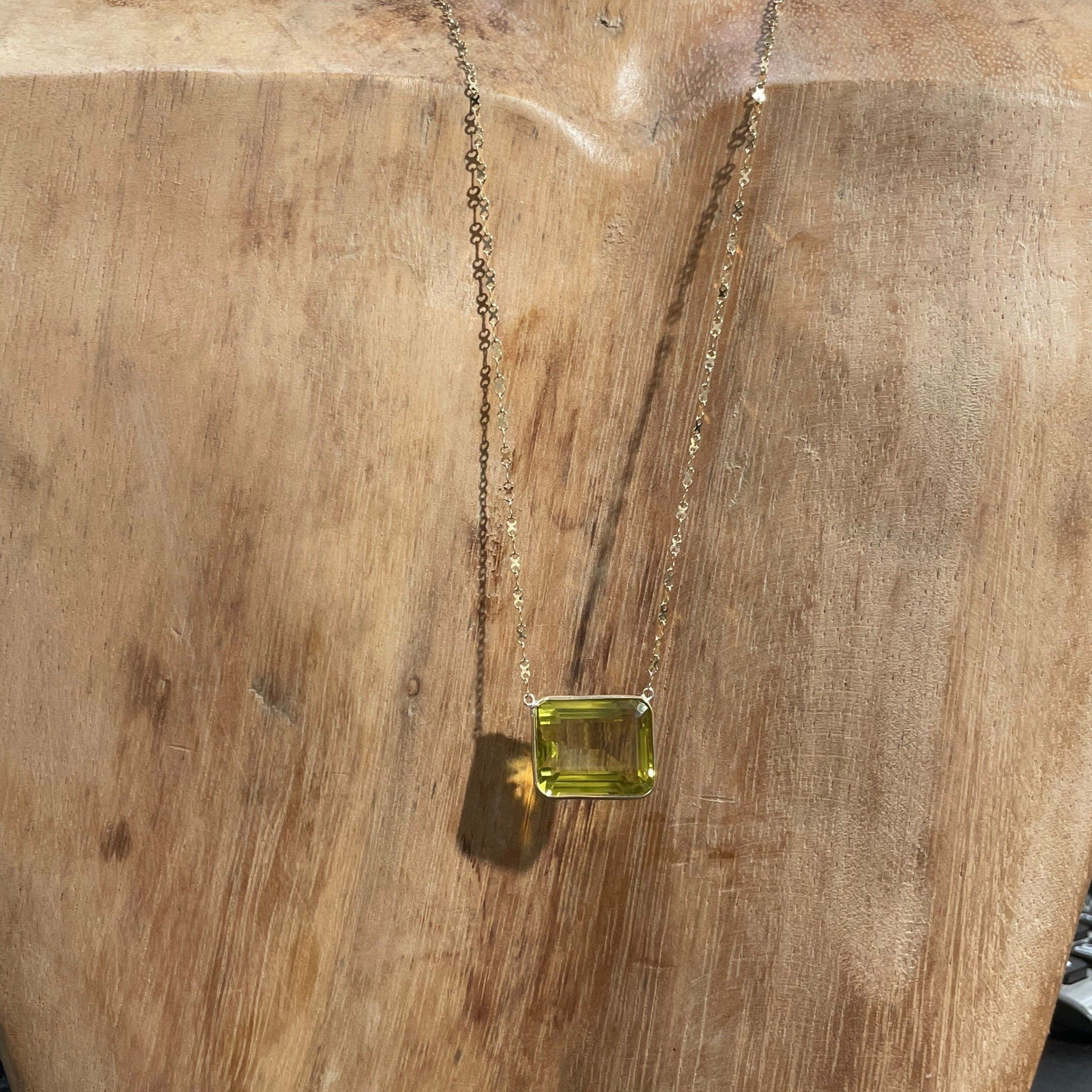 15CT Greenish Citrine Quartz 20" 14K Yellow Gold Fancy Link Necklace