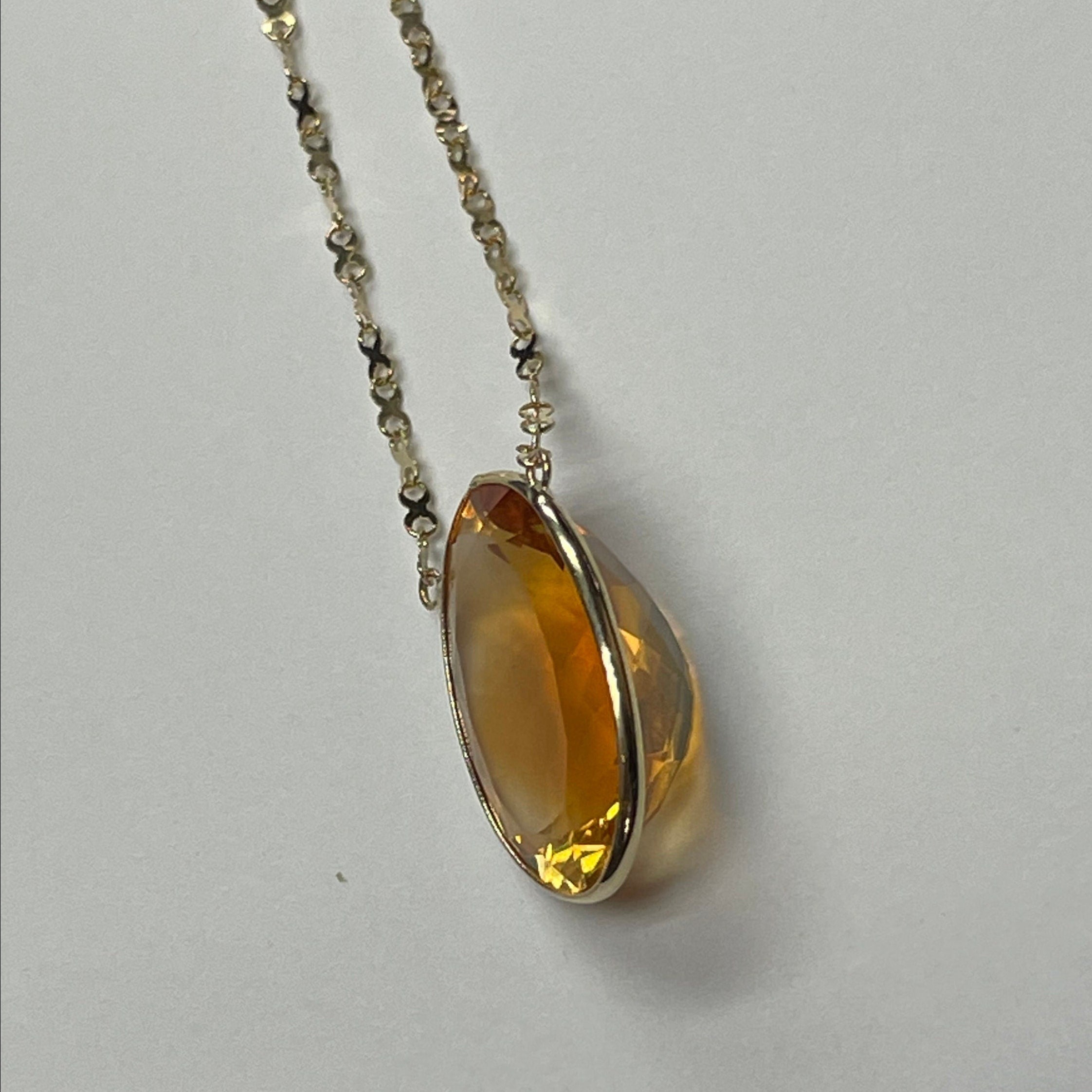 Oval Citrine 20" 14K Yellow Gold Handmade Necklace