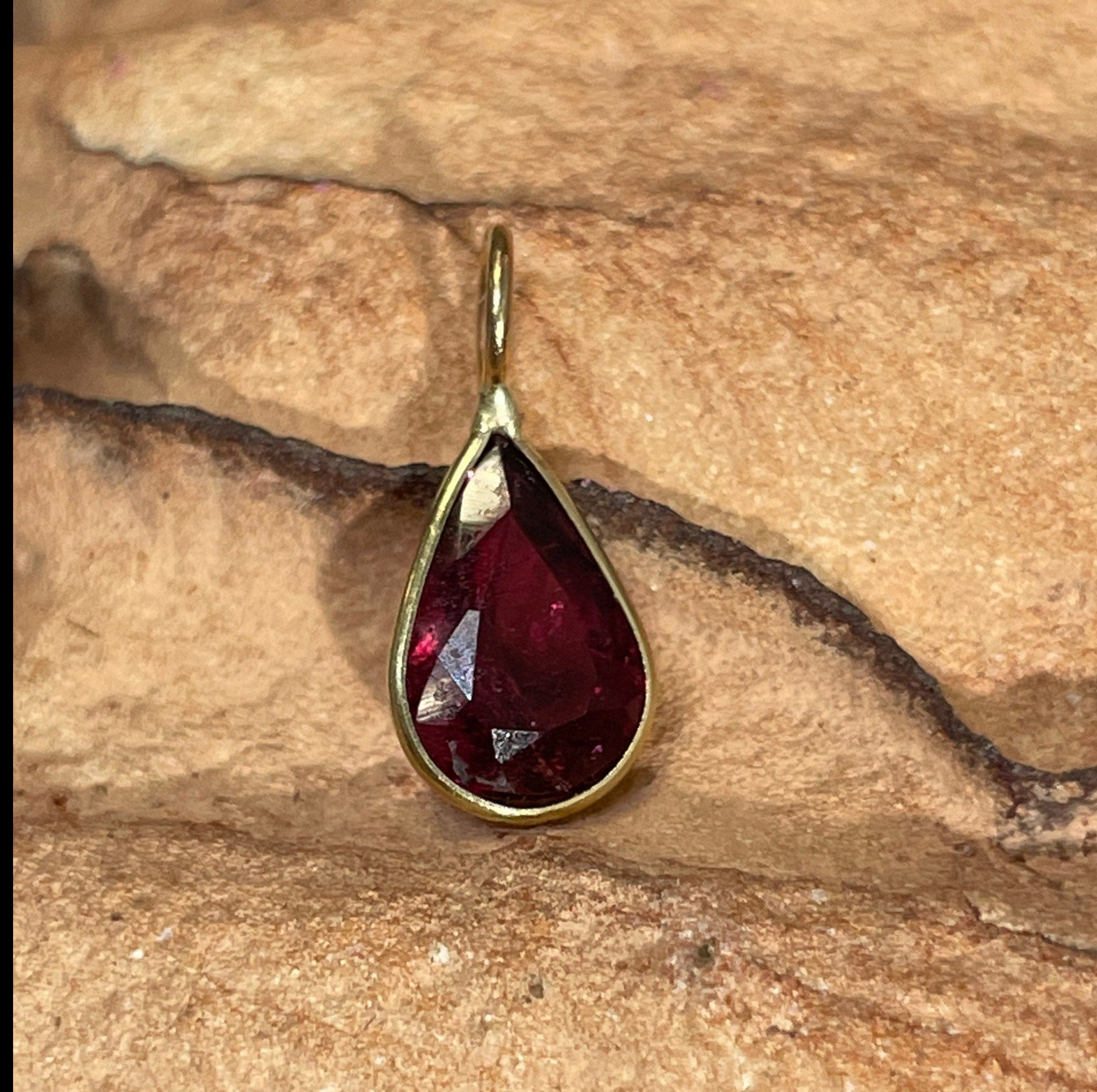 1.1CT Natural Deep Fuchsia Tourmaline Pear Shape in Solid 14K Yellow Gold