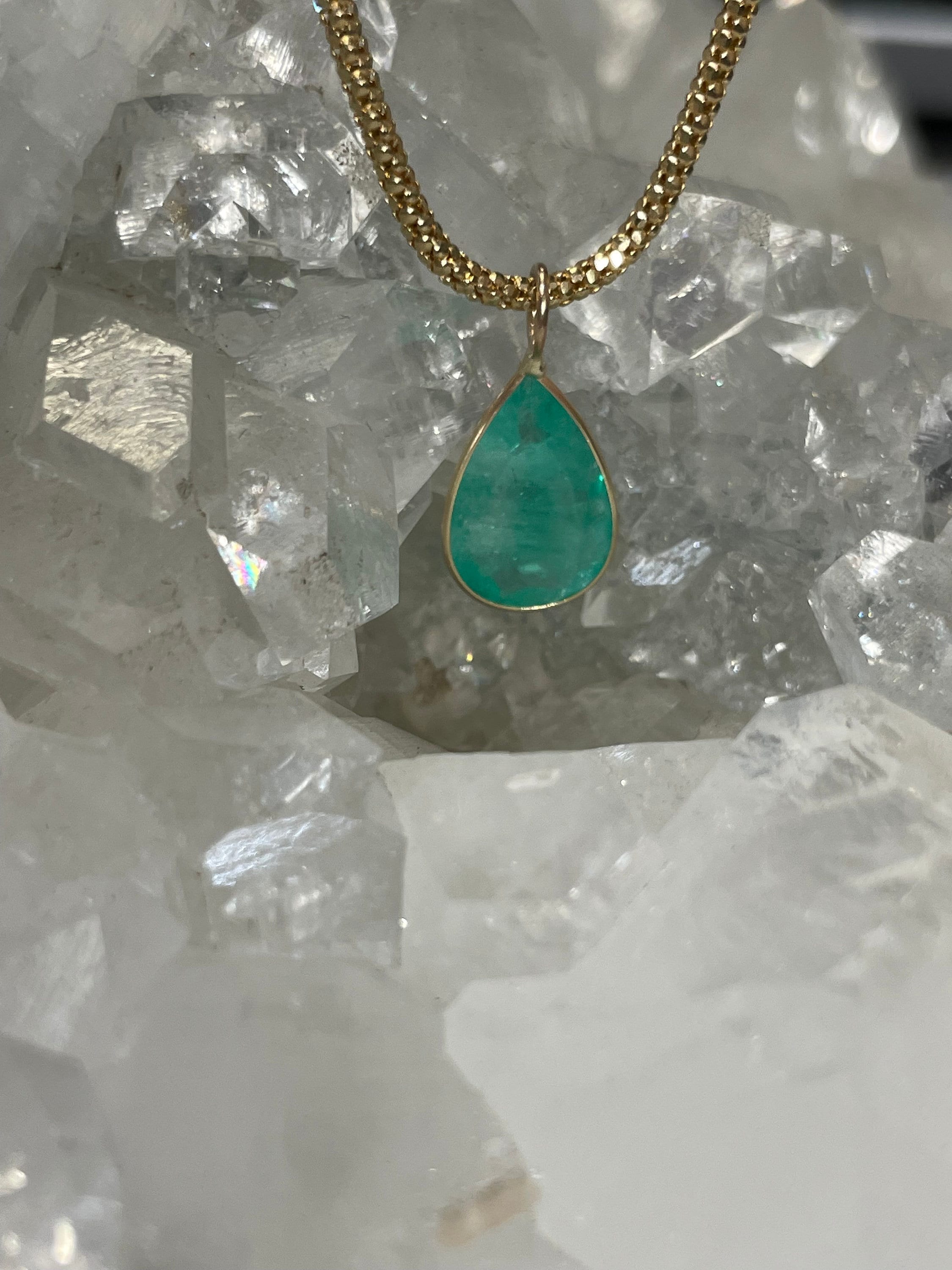 Shimmering! 2.9CT Natural Colombian Emerald 14K Yellow Gold Bezeled Charm Pendant OOAK 17x11mm