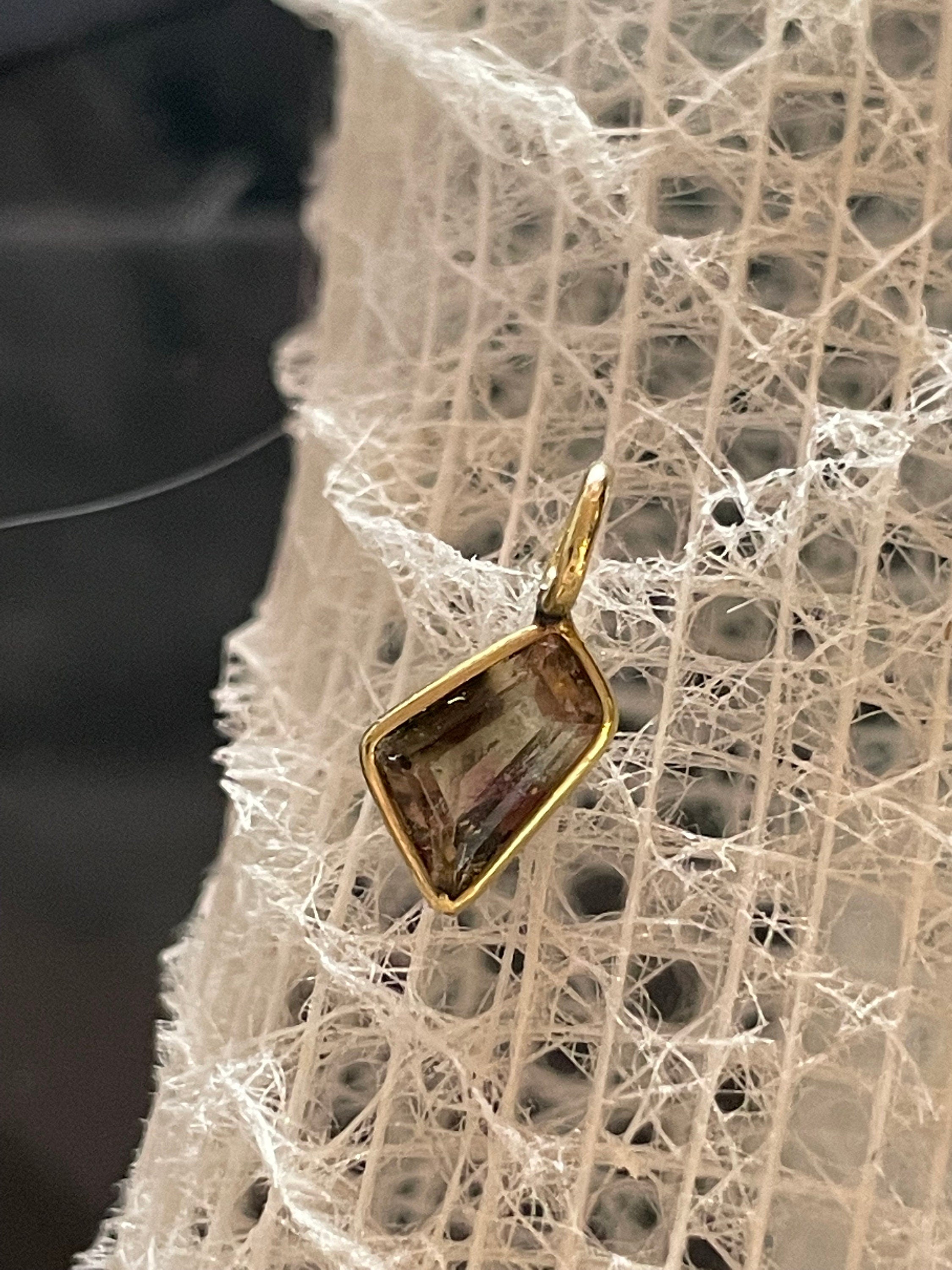 Fine 1CT  Natural Watermelon Tourmaline in Solid 14K Yellow Gold Pendant Charm 14x6mm