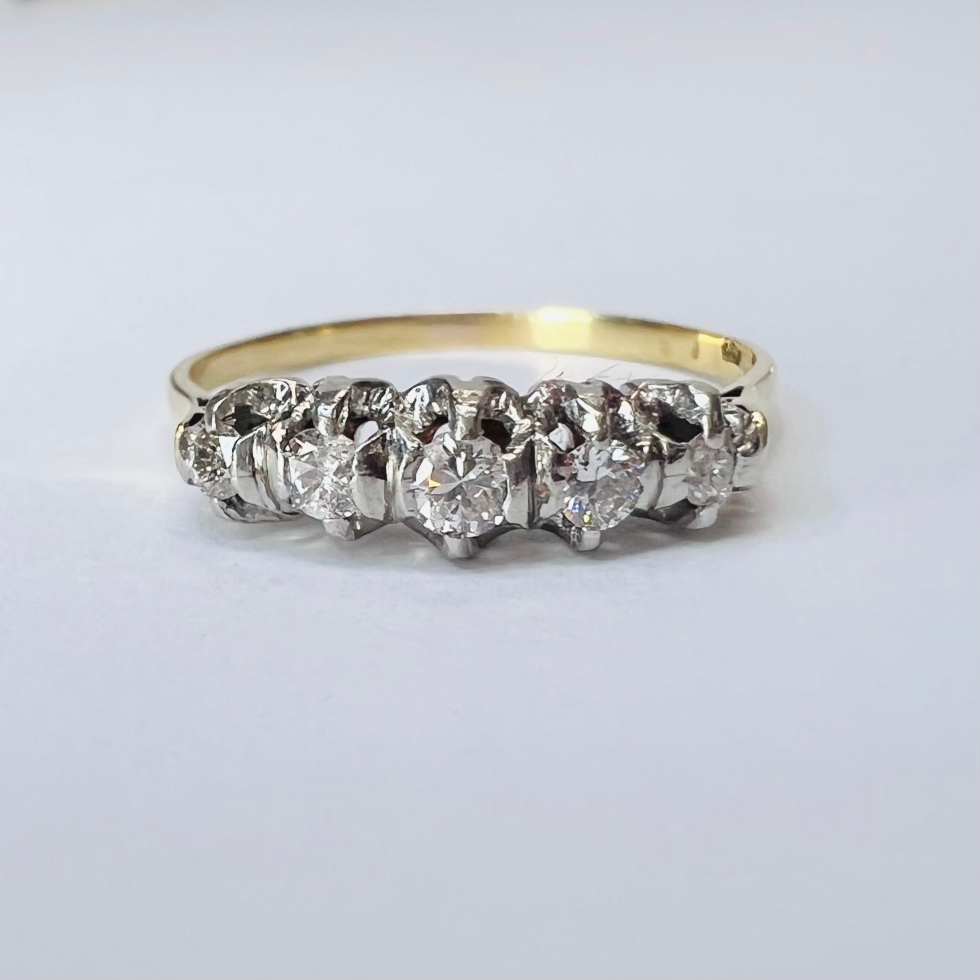 Antique 18K Yellow Gold and Platinum .20CTW Diamond Ring Band Size 7