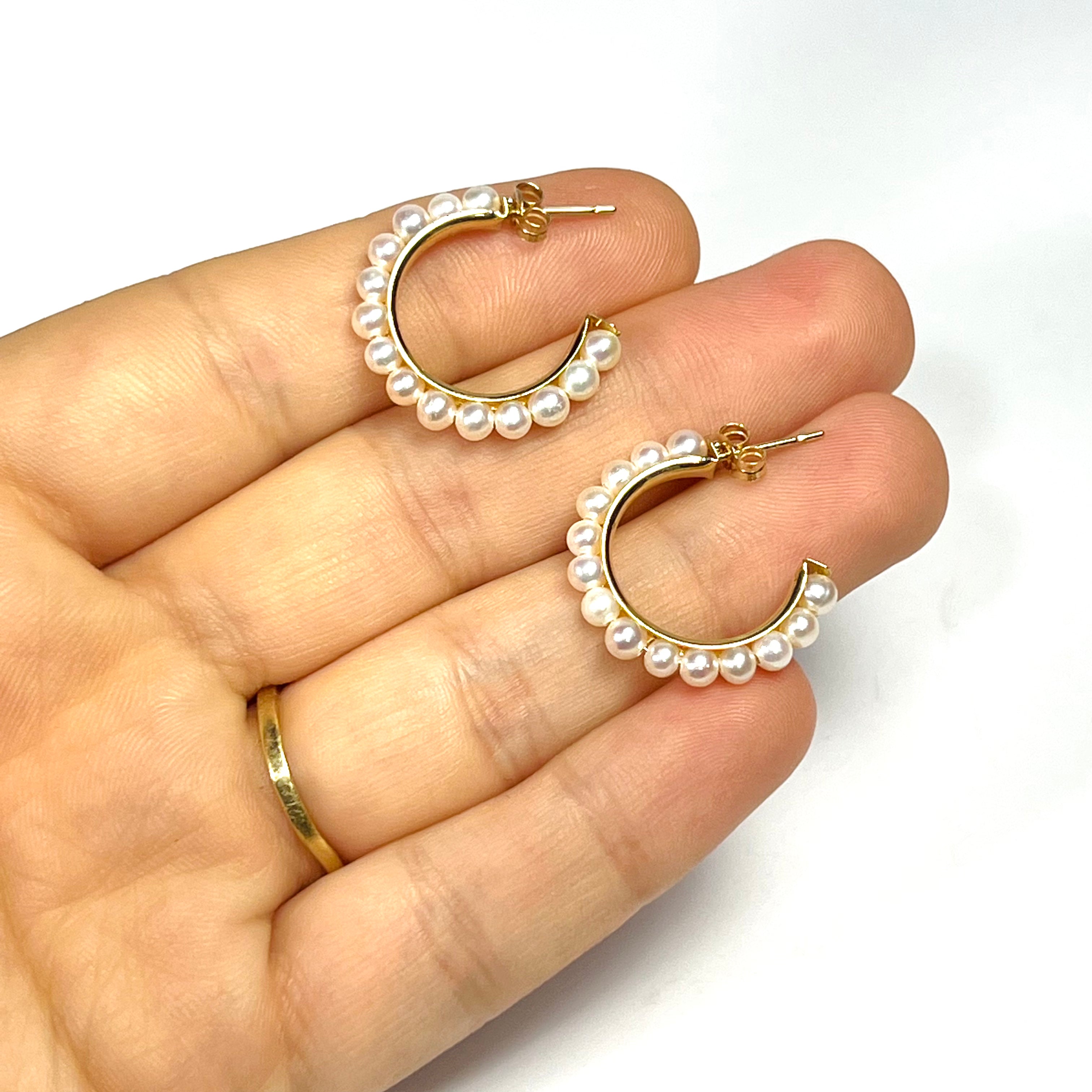 14K Yellow Gold Pearl Half Hoop Earring Studs .90"