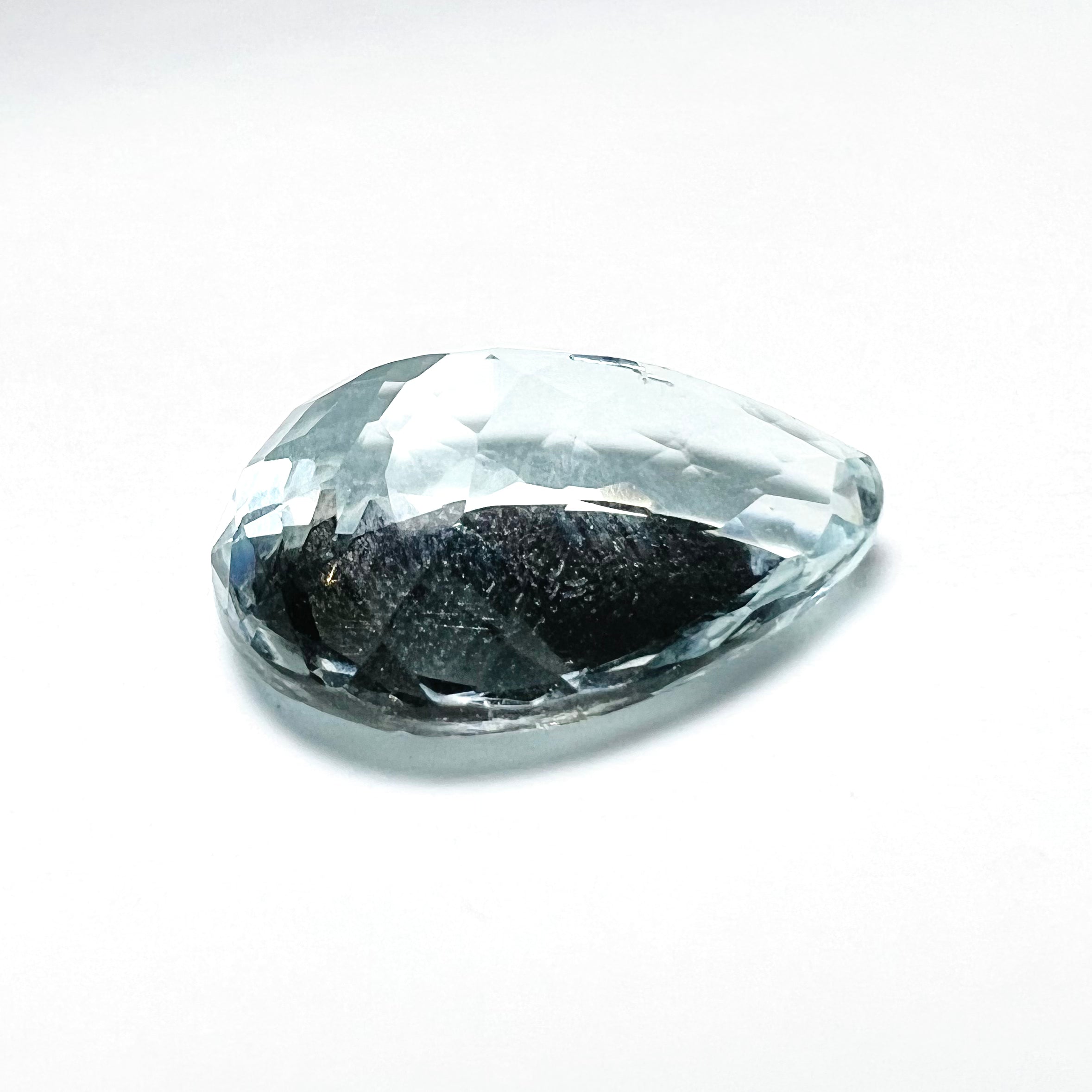 11 CT Natural Aquamarine 19x14.5x9mm Earth mined Gemstone
