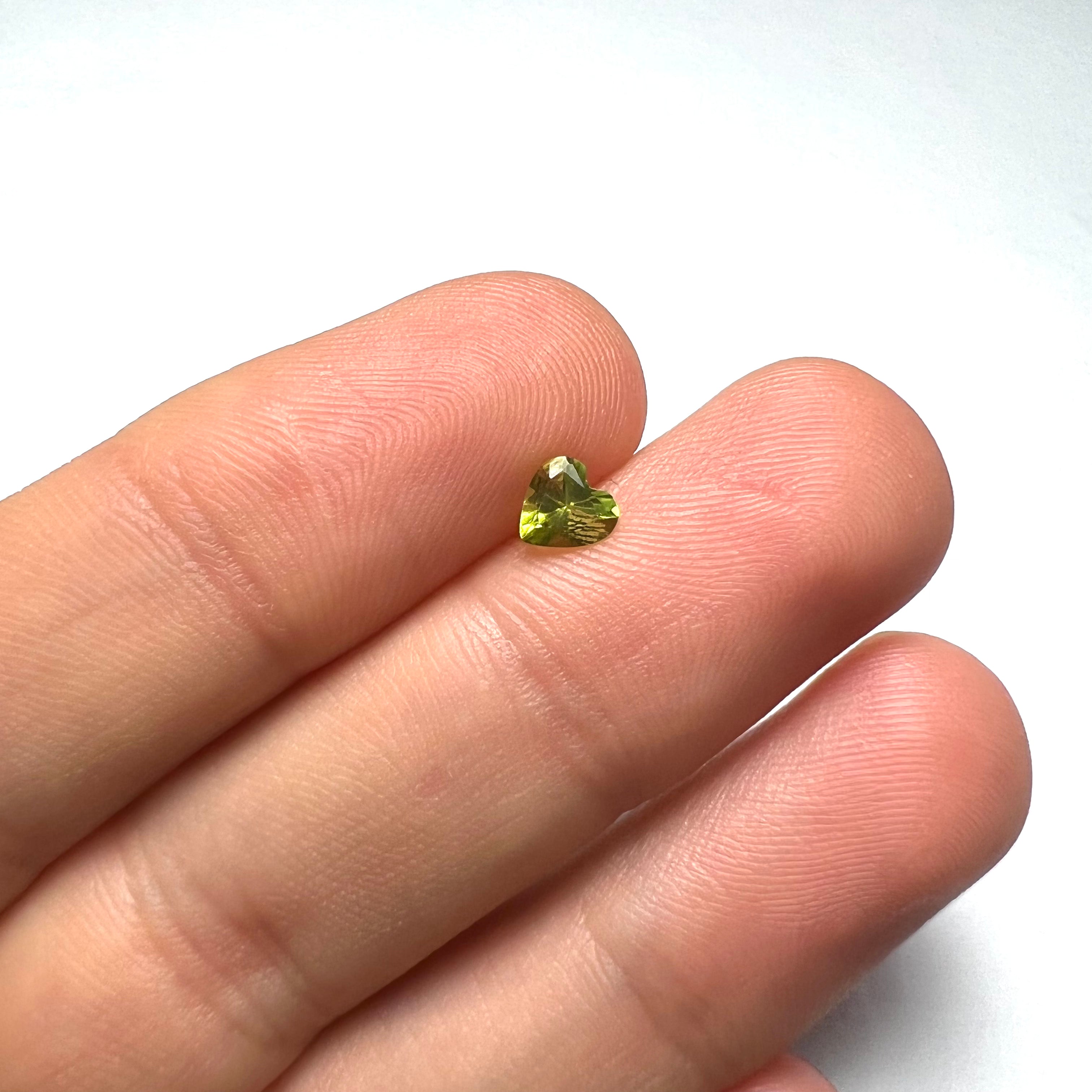 .41CT Loose Natural Heart Cut Peridot 4.8x3mm Earth mined Gemstone