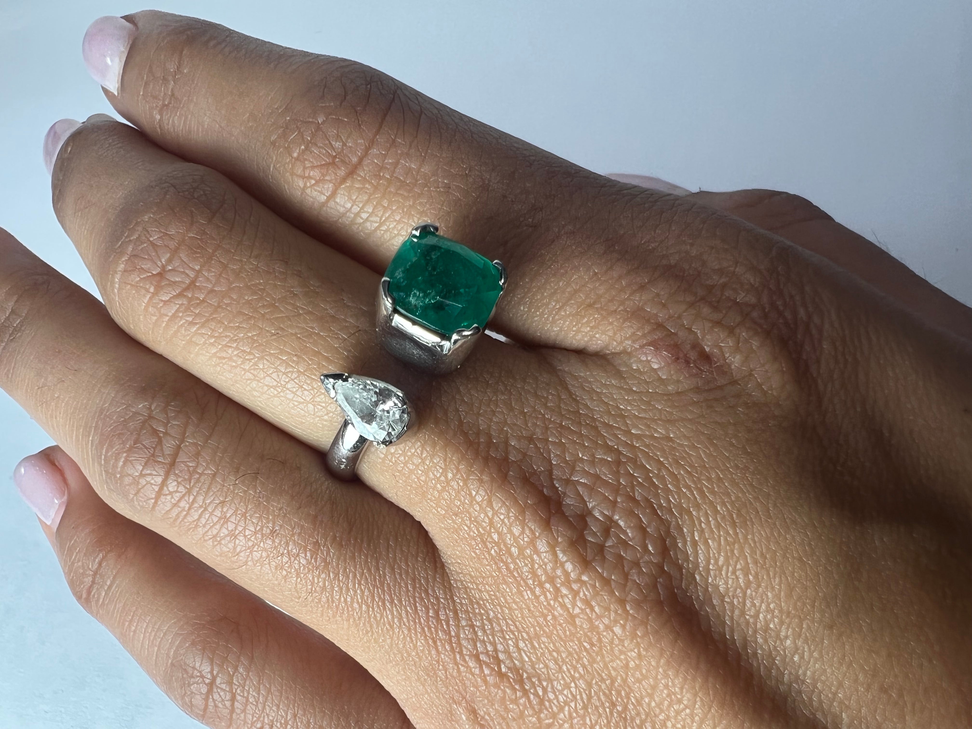 14K White Gold Diamond and Emerald Open Ring Adjustable Band
